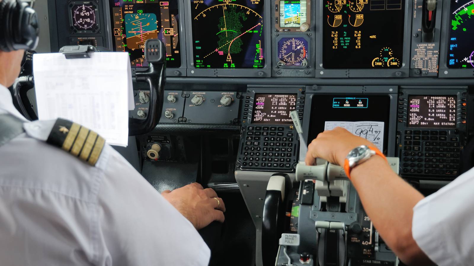 Aircraft Electrical Systems: Components & Troubleshooting
