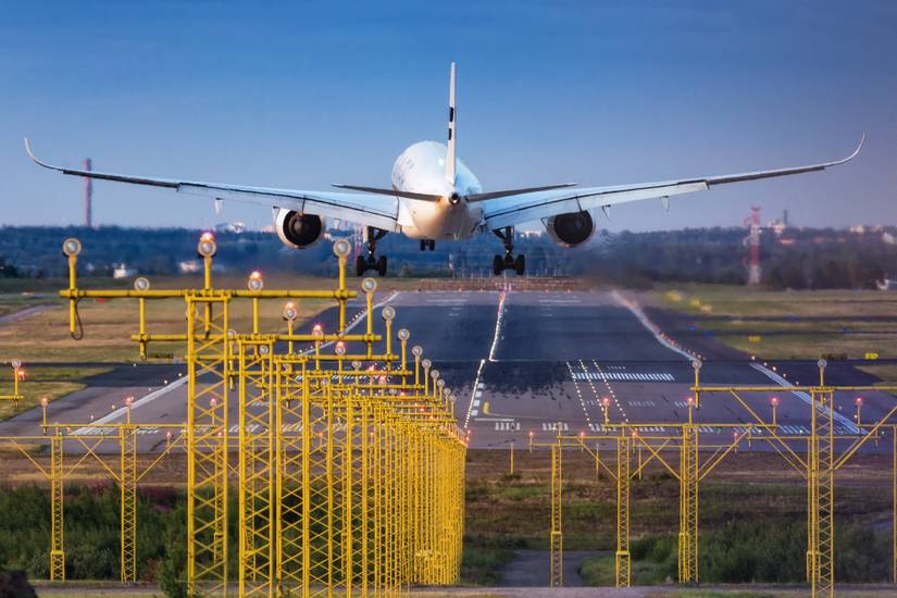 What Types Of Approaches Do Pilots Use & In Which Situations?