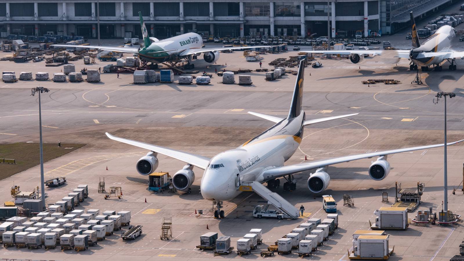 The Airports That Move The Most Cargo In The World