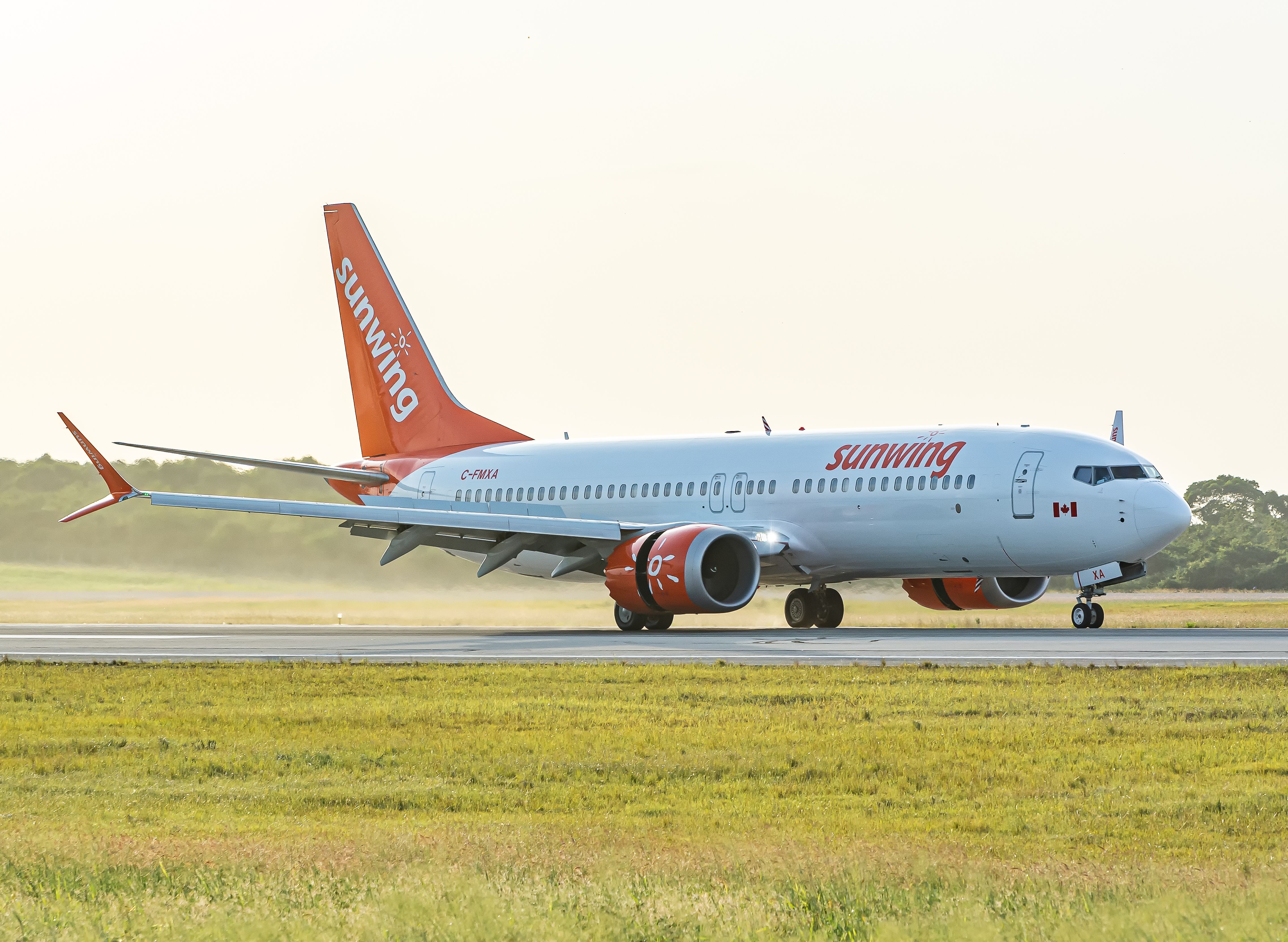E-Cigarette Burns Through Passengers Bag On Sunwing Boeing 737