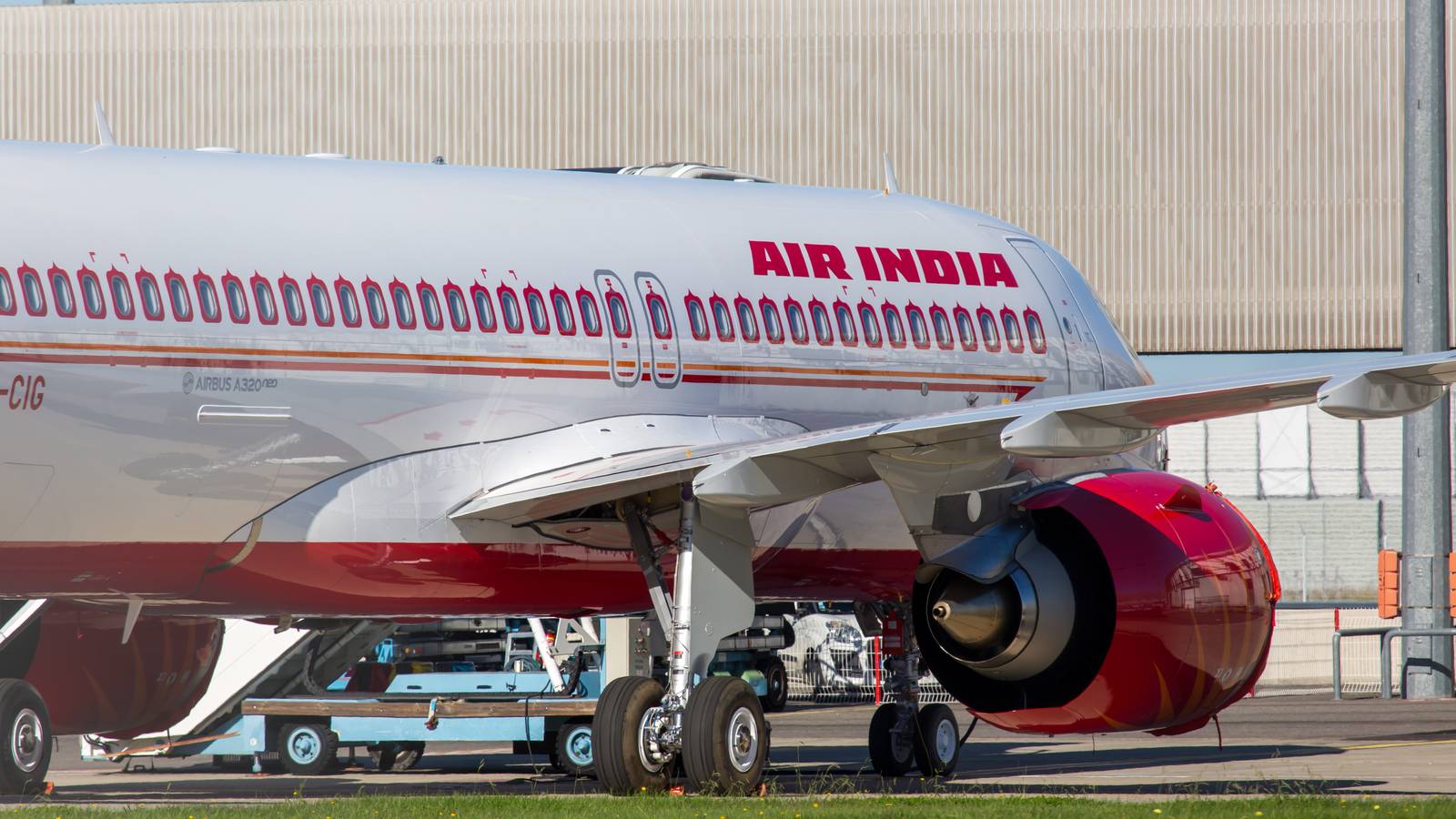 Air India Reduces Middle East Flights Amid Aircraft & Crew Constraints