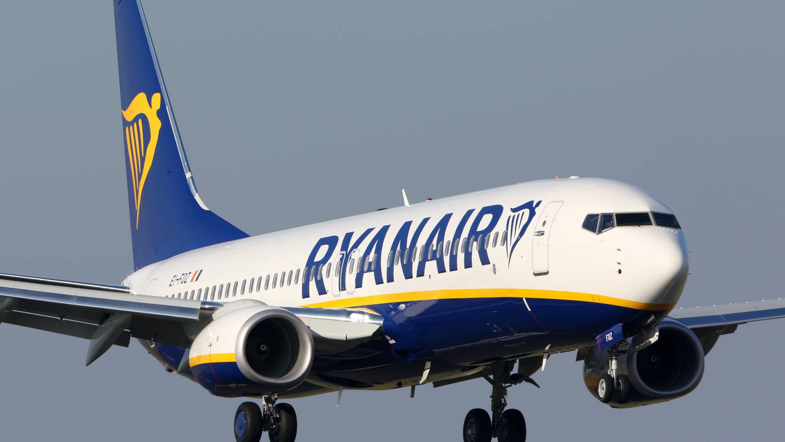 All Of Ryanair's Amsterdam Flights Are Now Using A SAF Blend