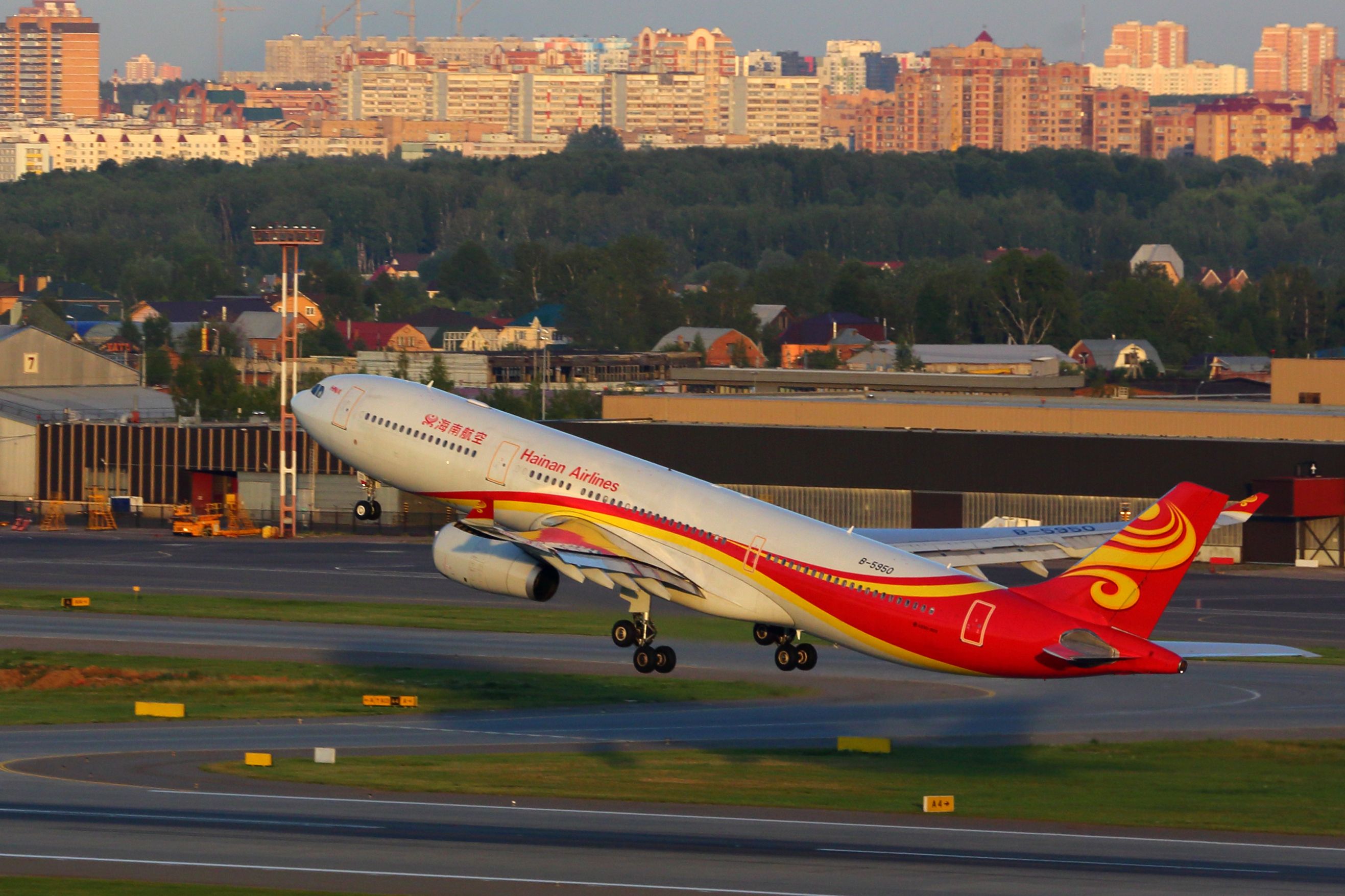 Hainan Airlines To Resume Flights To Auckland