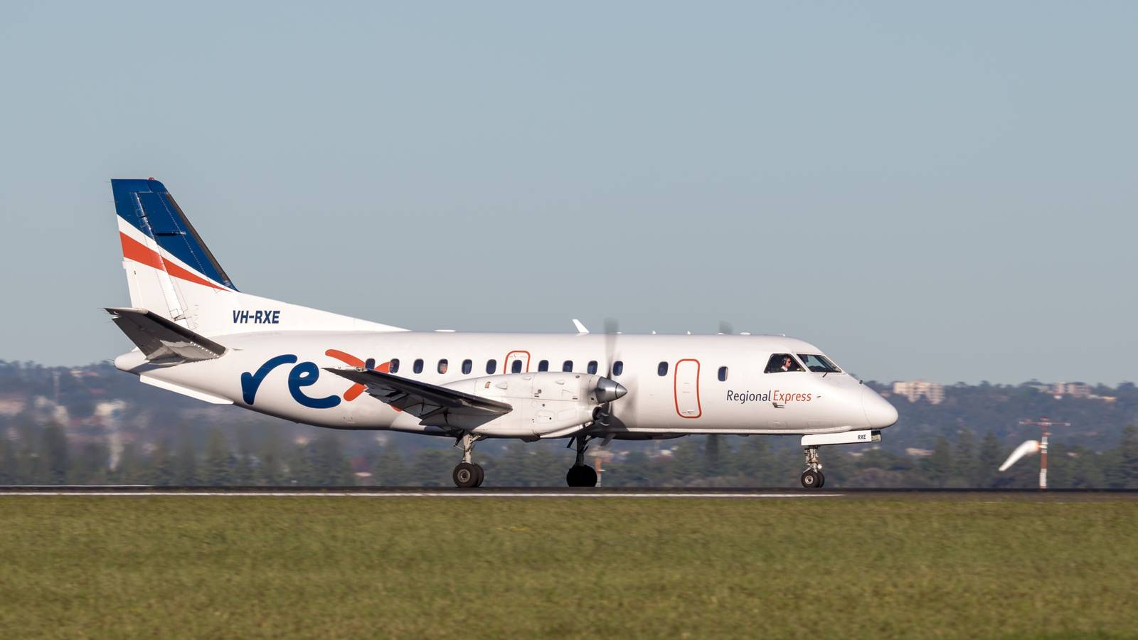 Rex Flying Solo To Fix Australian Pilot Shortage