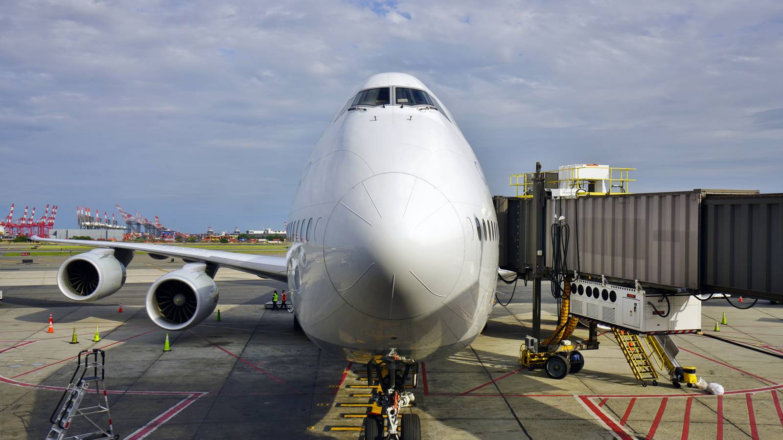 FAA Proposes New Airworthiness Directive For Boeing 747-8 Aircraft