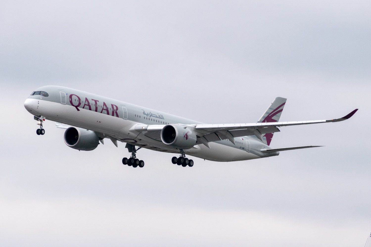 Qatar Airways Signs Deal For 3,000 Tonnes Of SAF At Amsterdam Schiphol Airport