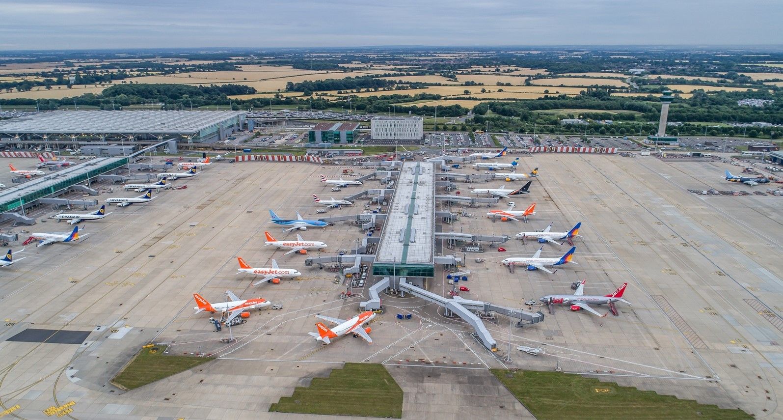UK Witnesses Year On Year Improvement In Flight Cancellations & Punctuality