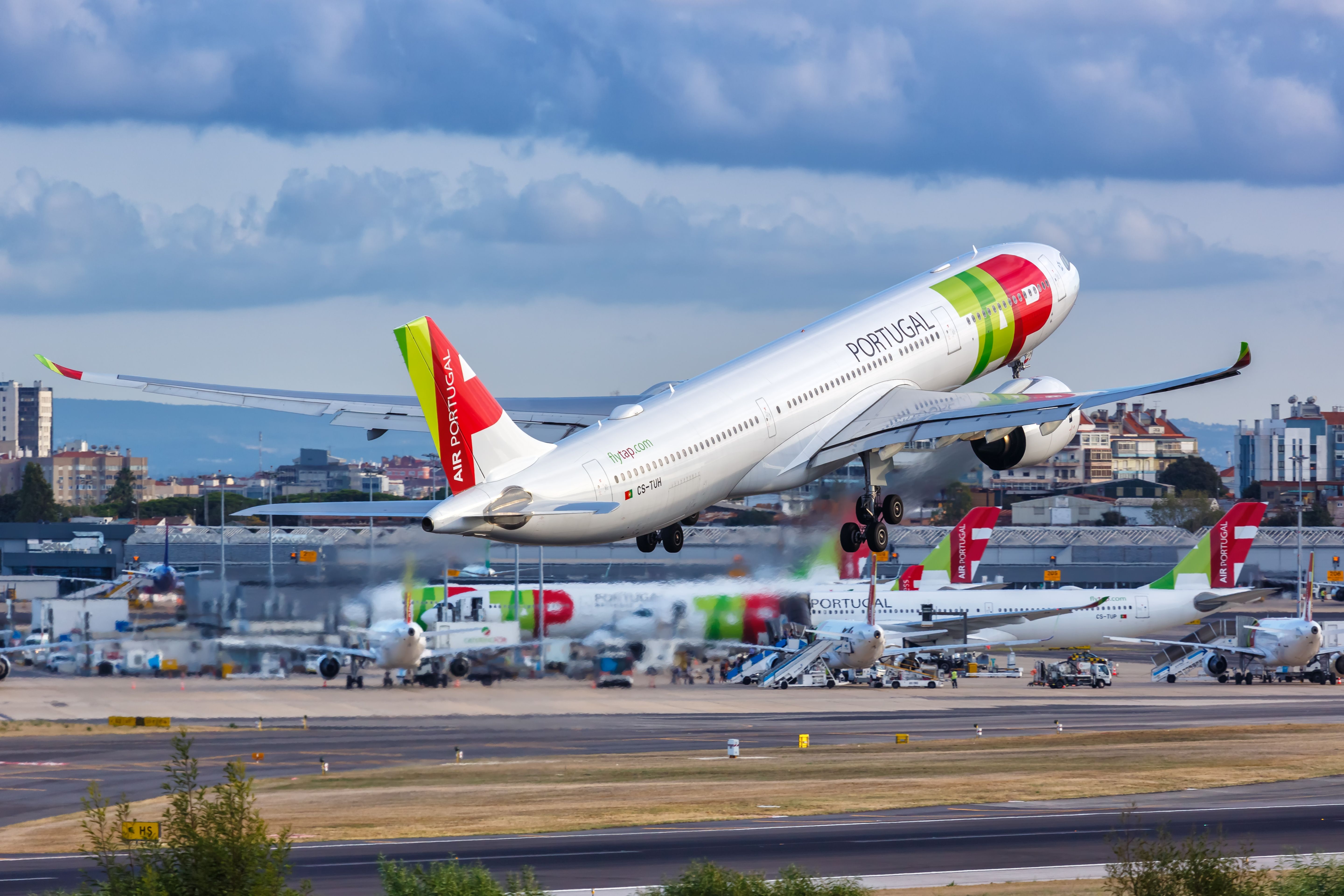 Why The Airbus A350 Would Be A Good Fit For TAP Air Portugal
