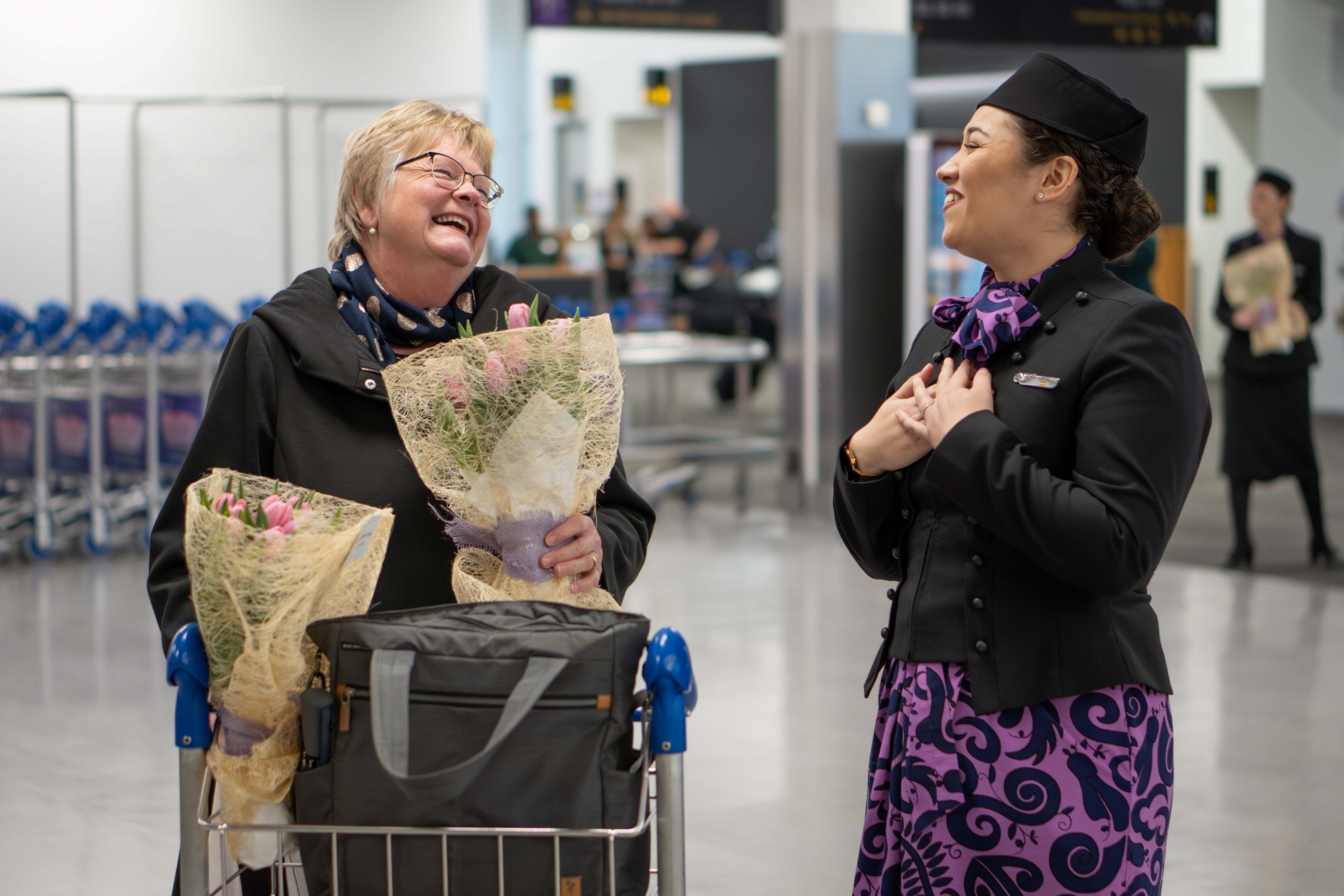 Air New Zealand Transforms Baggage Carousels With Roses For Mother's Day