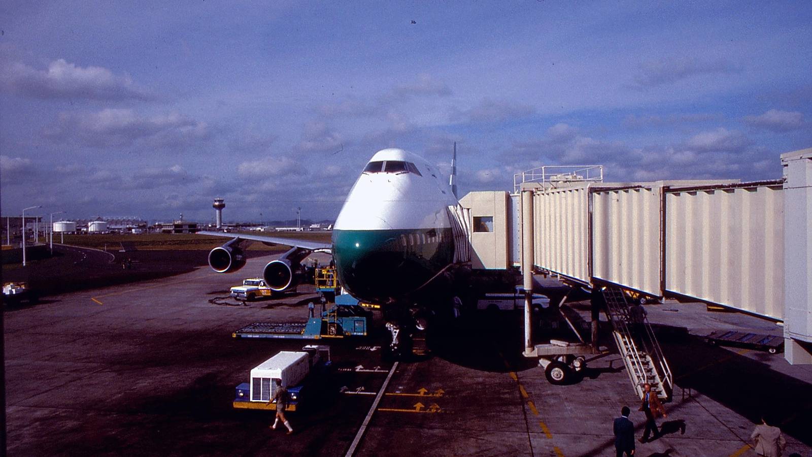 40 Years And Counting: The Story Of Cathay Pacific's Flights To Auckland