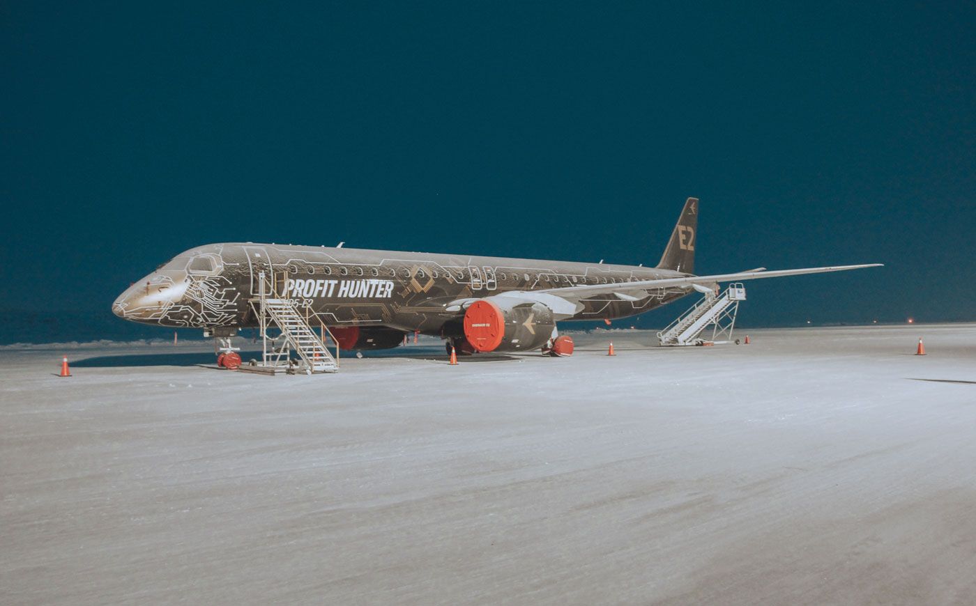 TUI fly Belgium Receives 1st Embraer E195-E2
