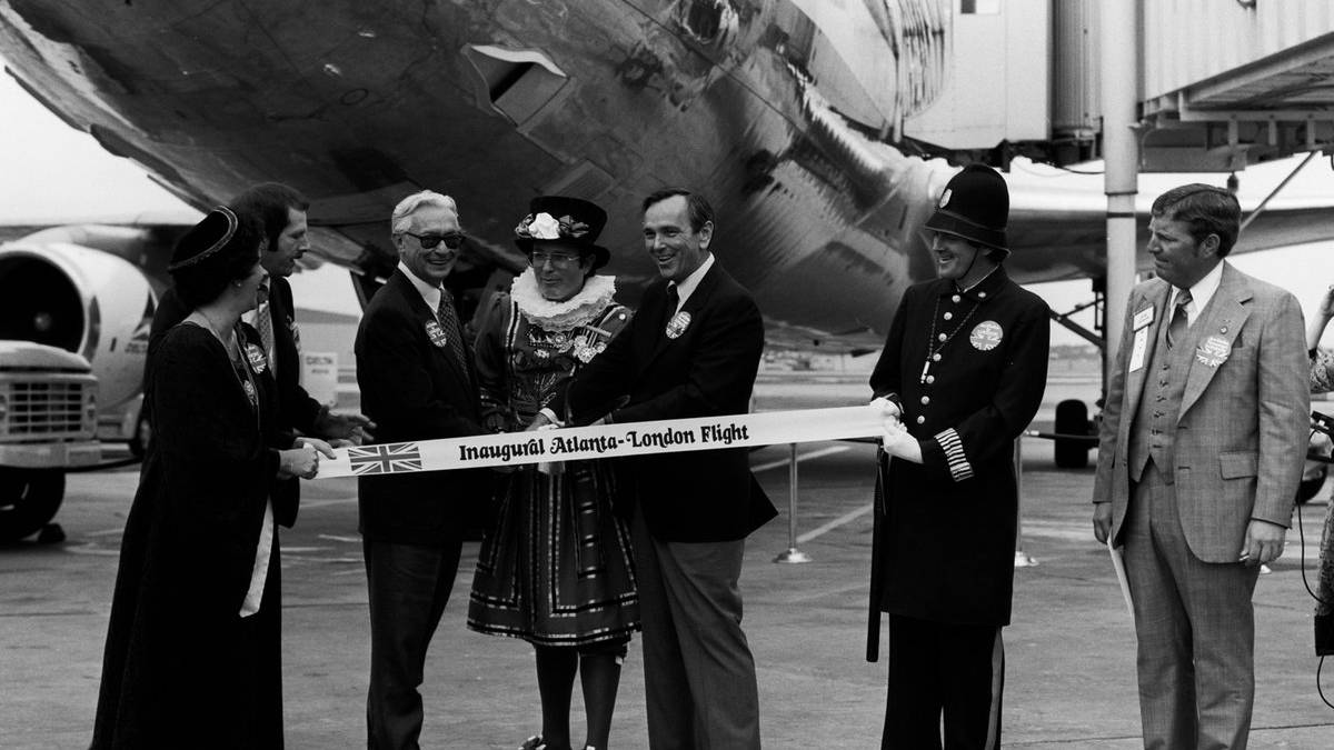 Delta Air Lines Celebrates 45 Years Of Flying To London