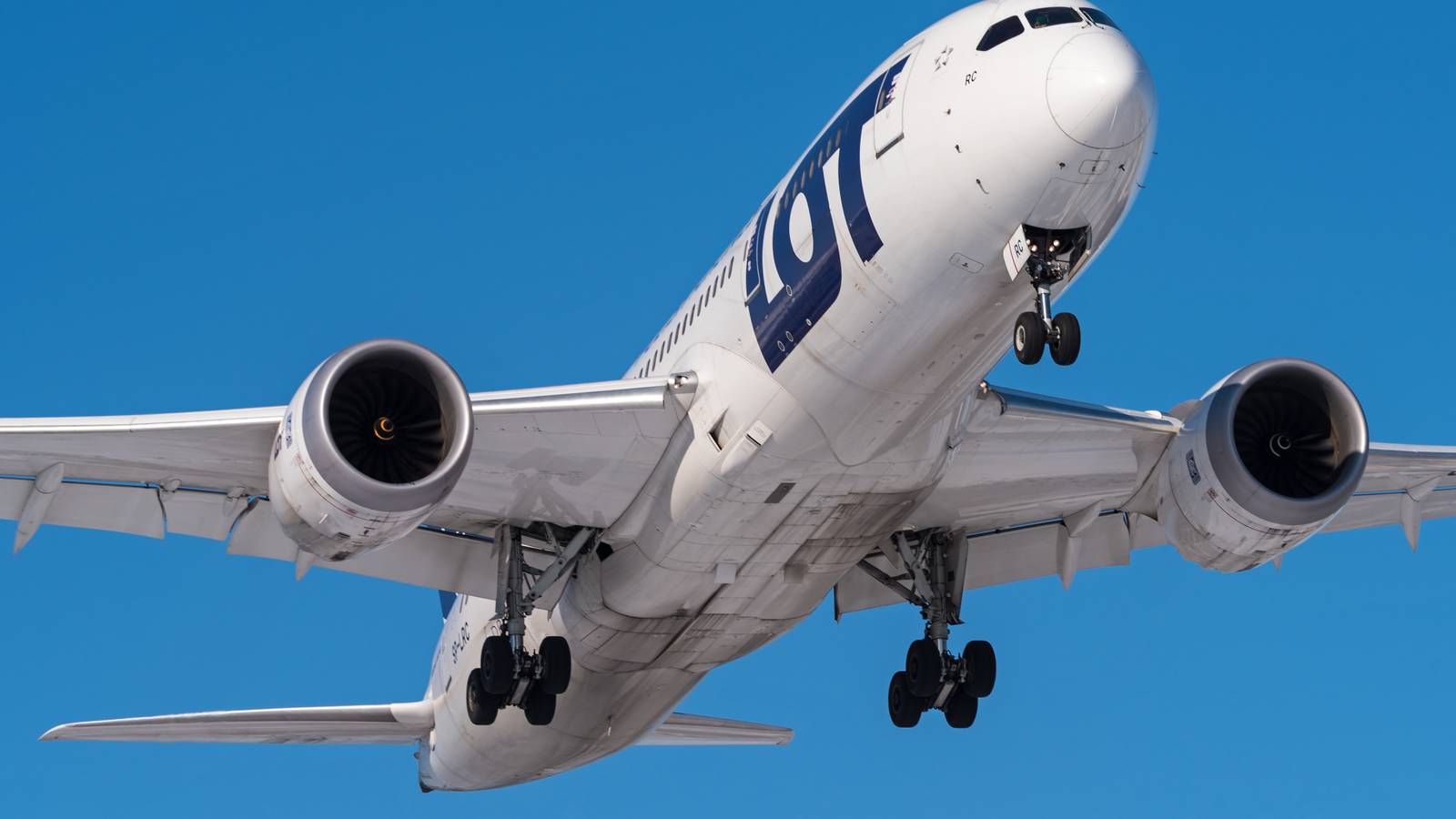 Unusual: LOT Polish Airlines Adds Wrocław To South Korea Boeing 787 Flights