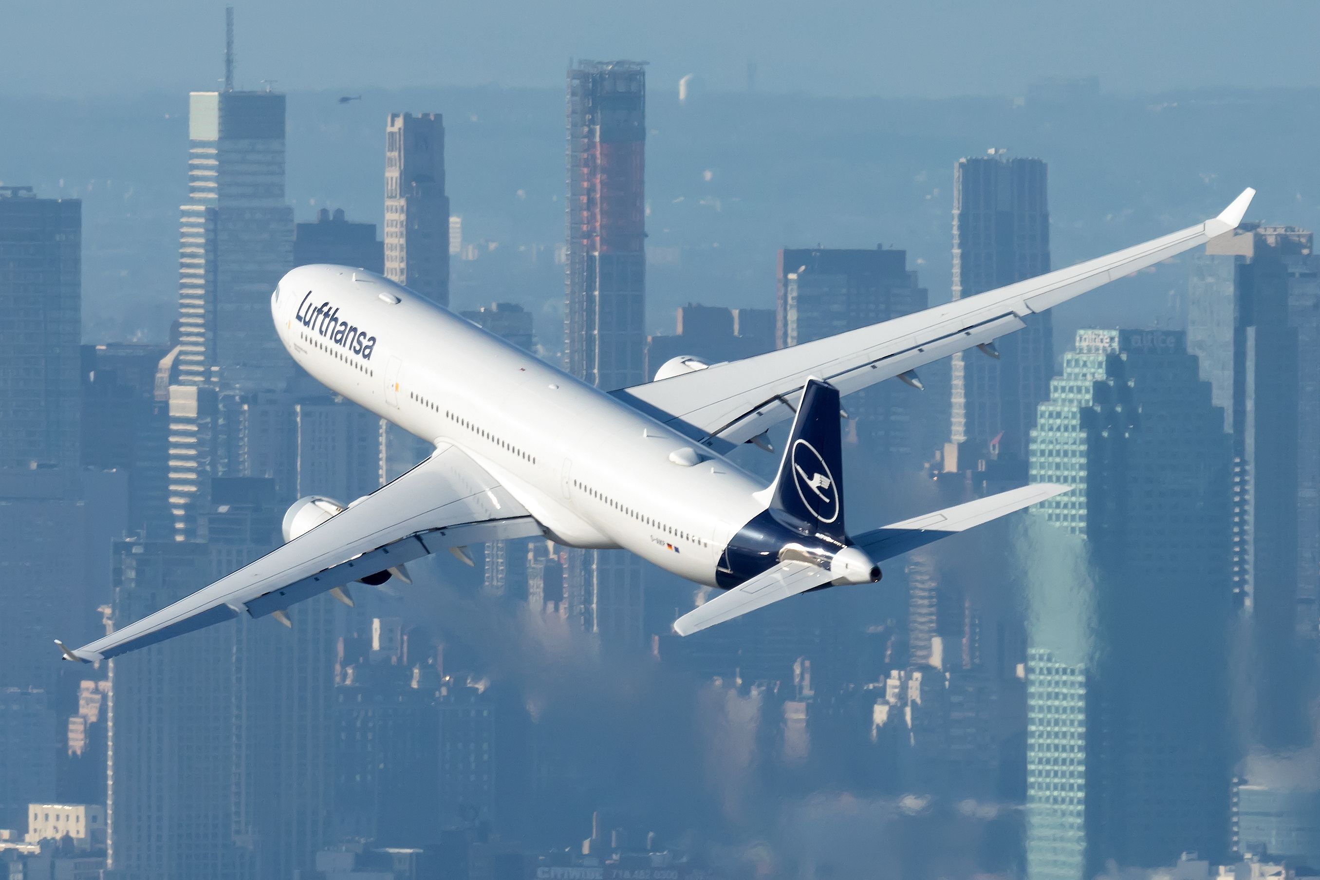 Lufthansa Boss Biding His Time On TAP Takeover