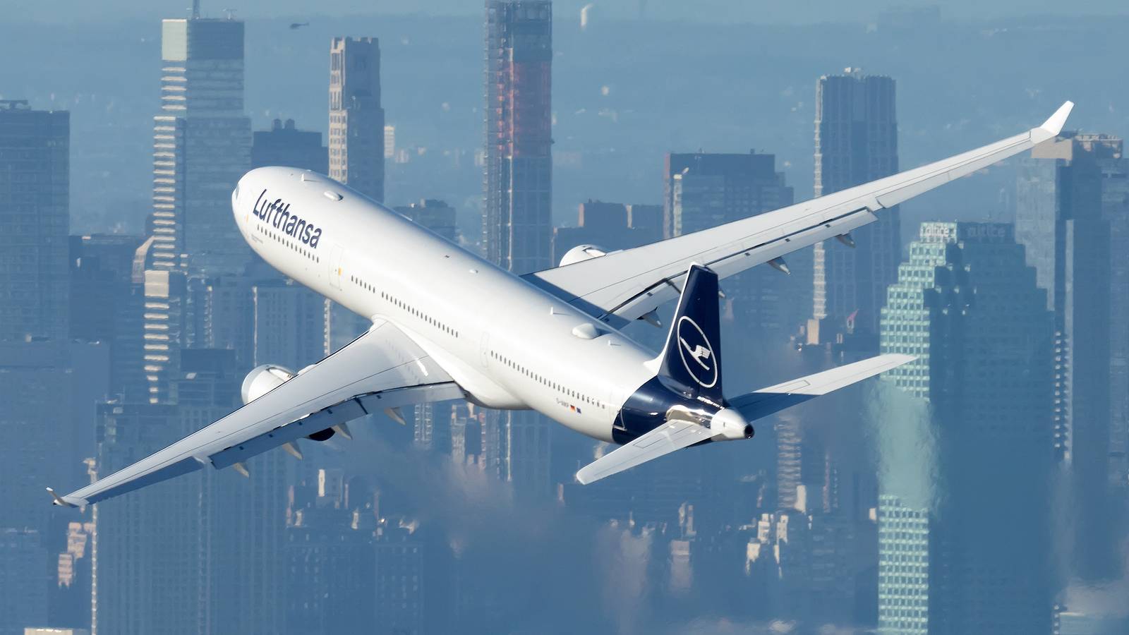 Lufthansa Boss Biding His Time On TAP Takeover