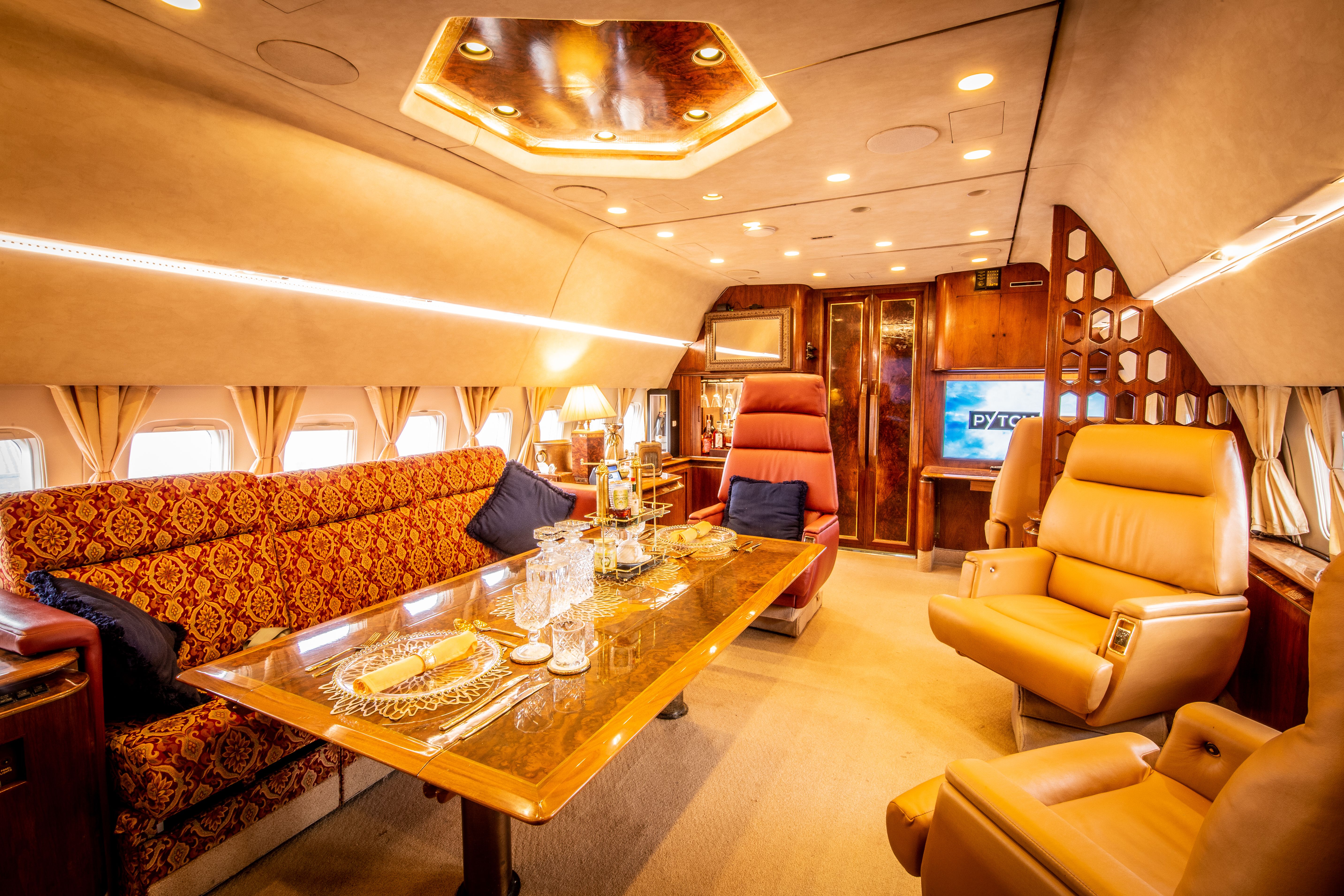 private-jet-dining-room-1.jpg?