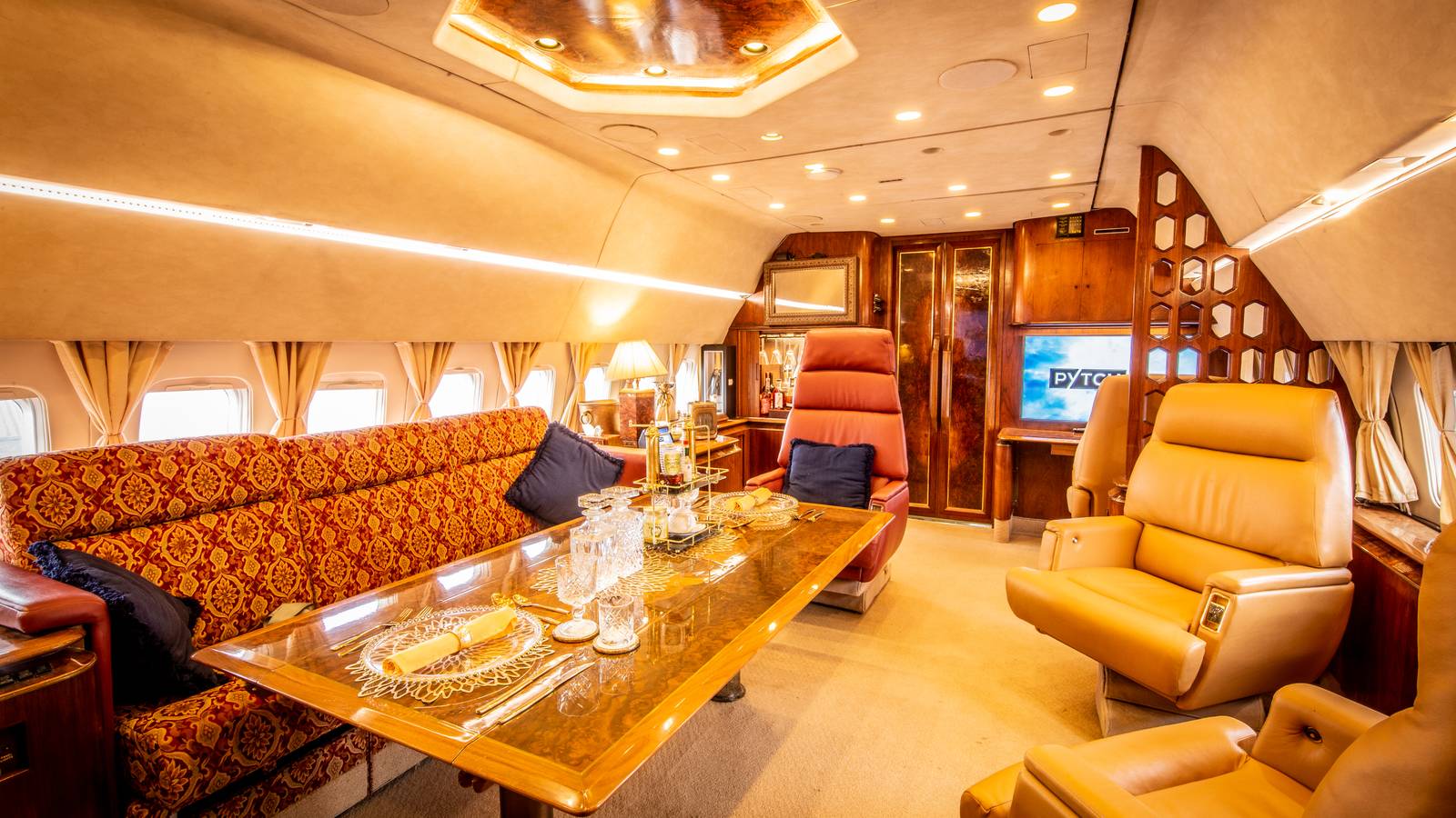 What's The Latest With The 'PYTCHAir' Boeing 727 In Bristol?