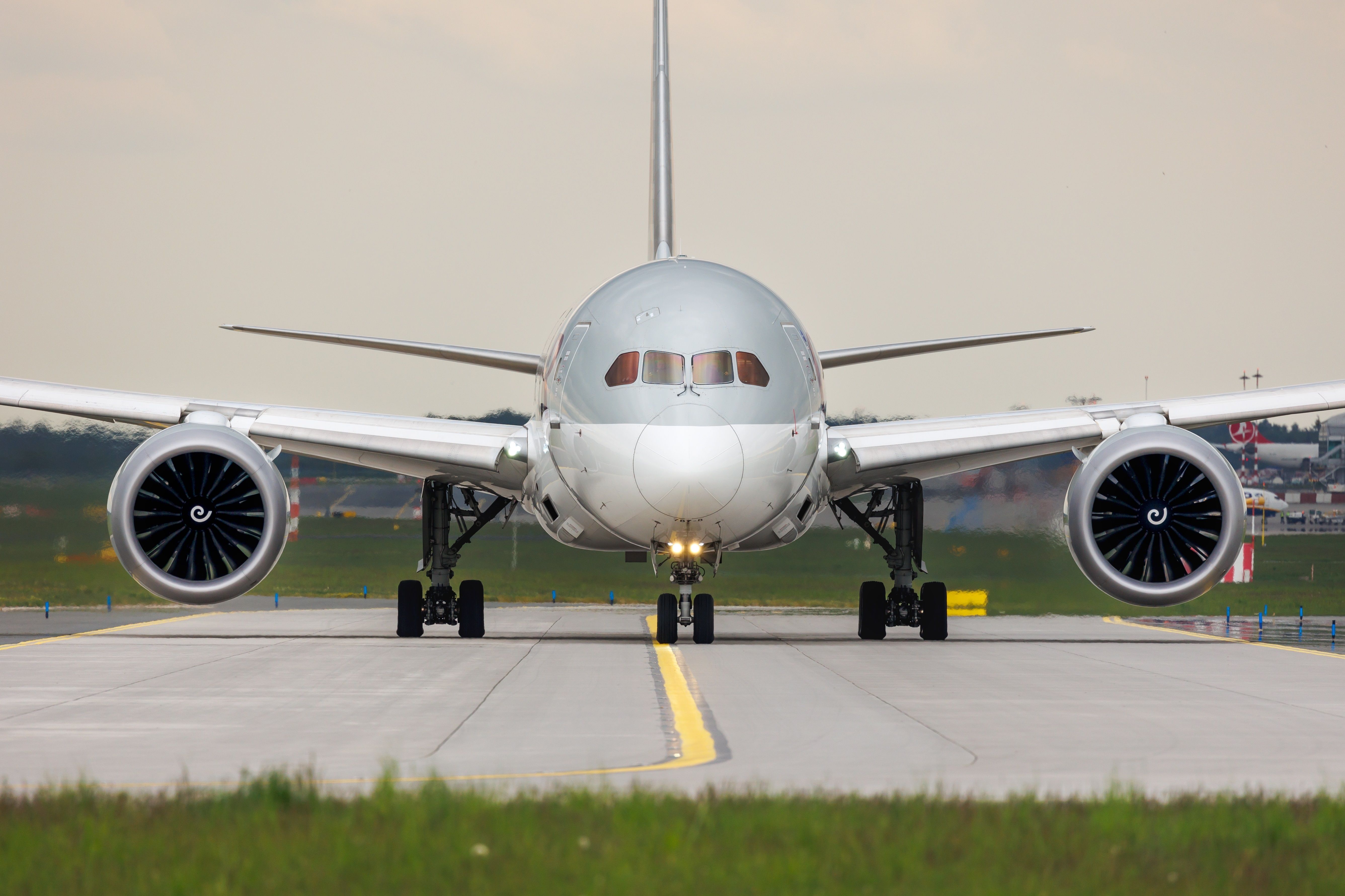 Qatar Airways CEO Blasts Supply Chain Constraints