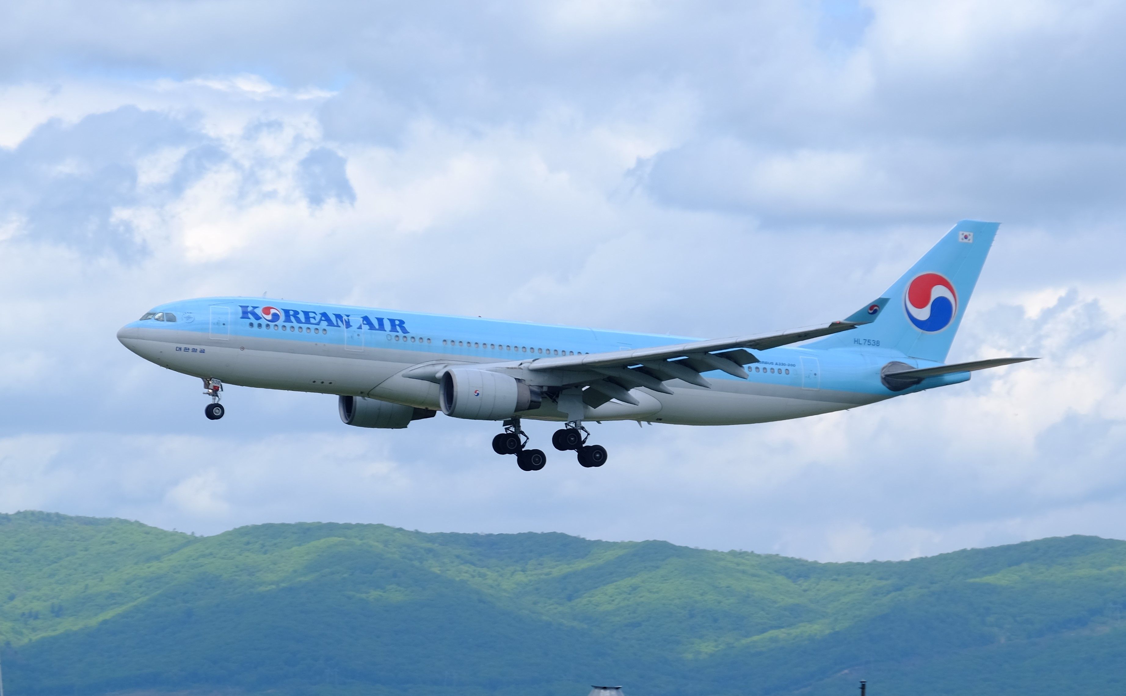 Former Korean Air Guam Manager Charged With Bank Fraud