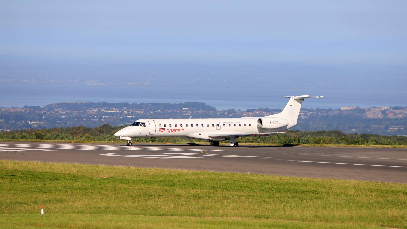 Why Loganair Is Unhappy With easyJet's New Southampton-Glasgow Route