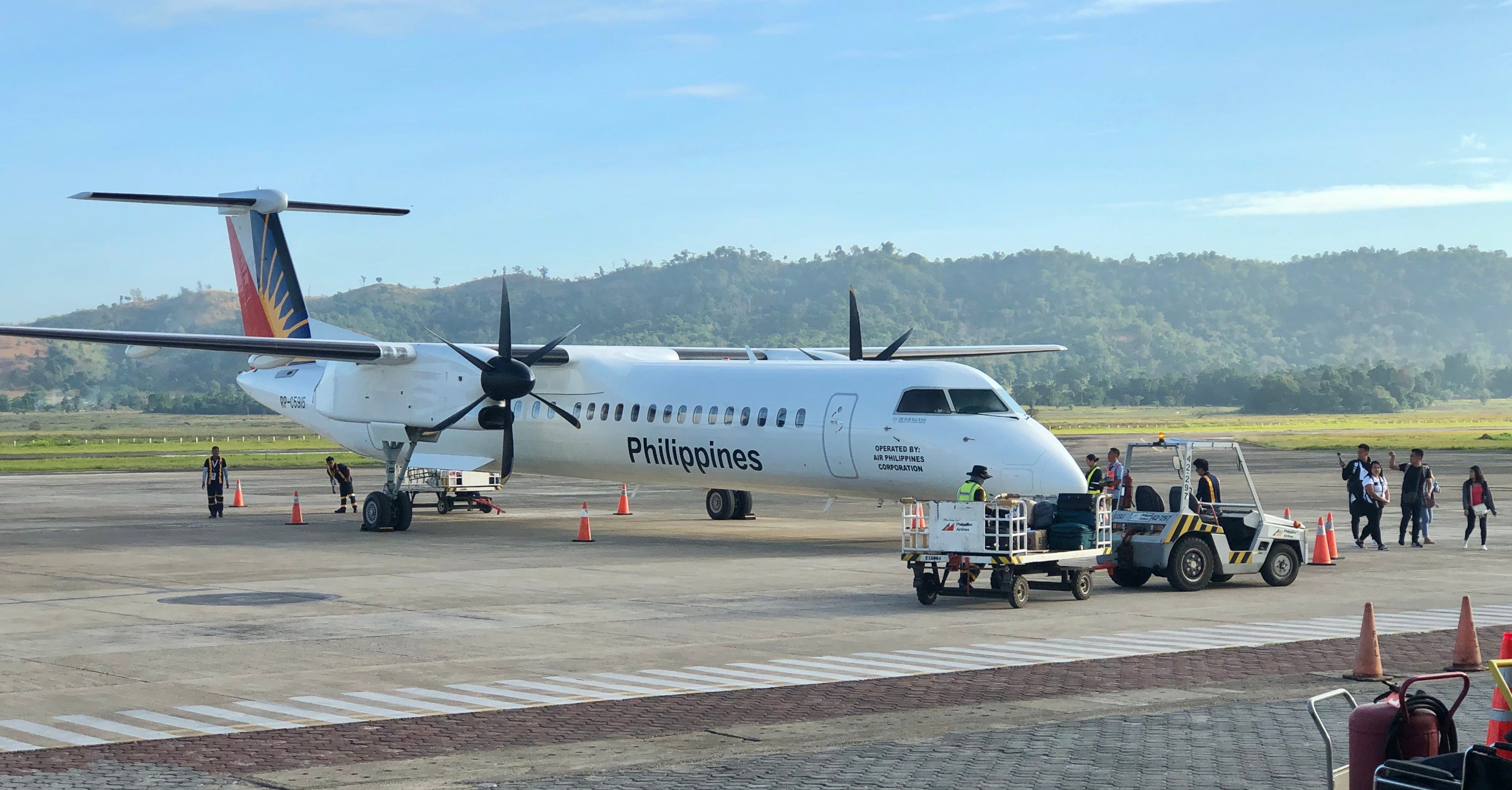Philippine Airlines In Talks To Sell 4 Dash 8 Aircraft