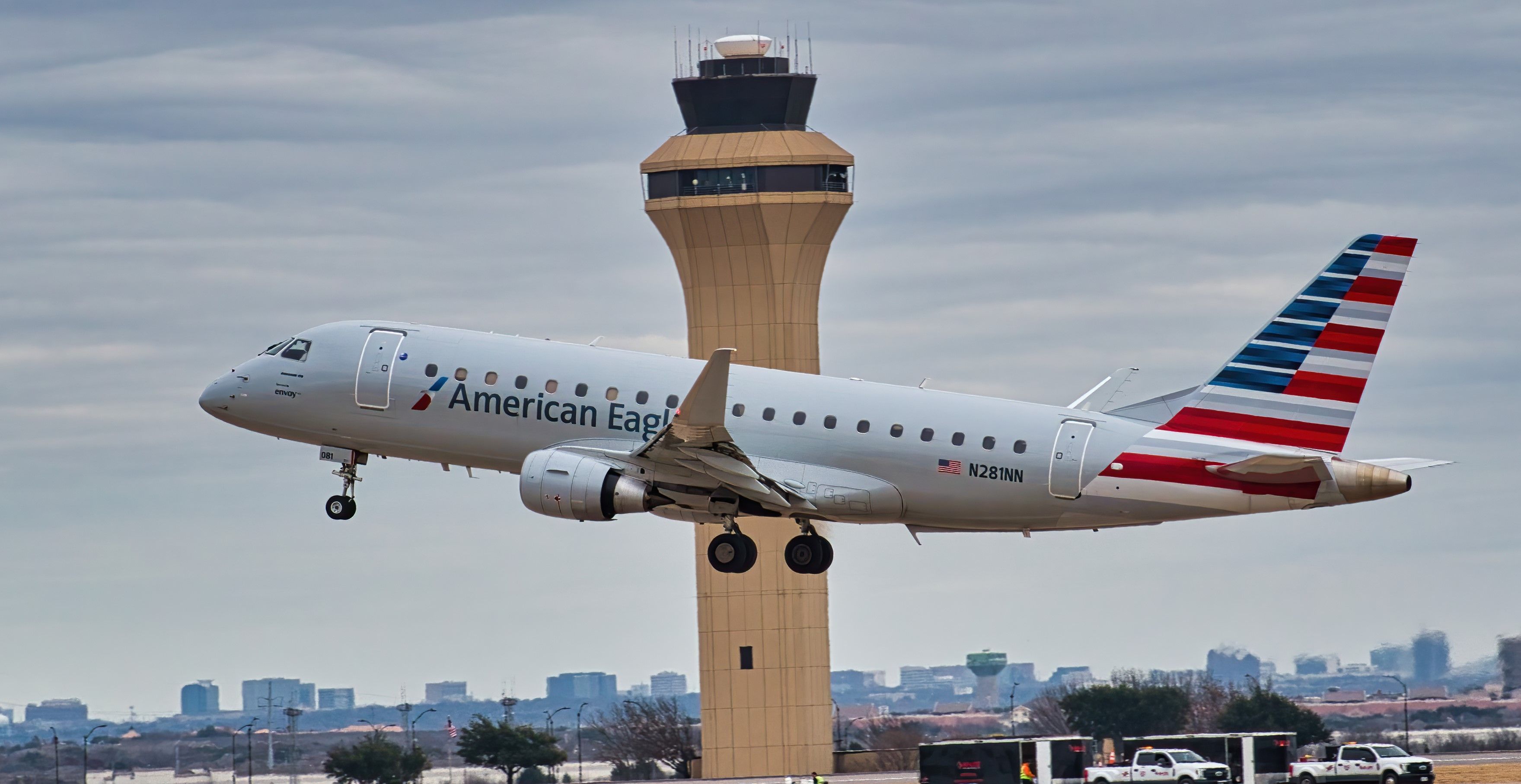 Embraer’s E175 Flew For The First Time 20 Years Ago