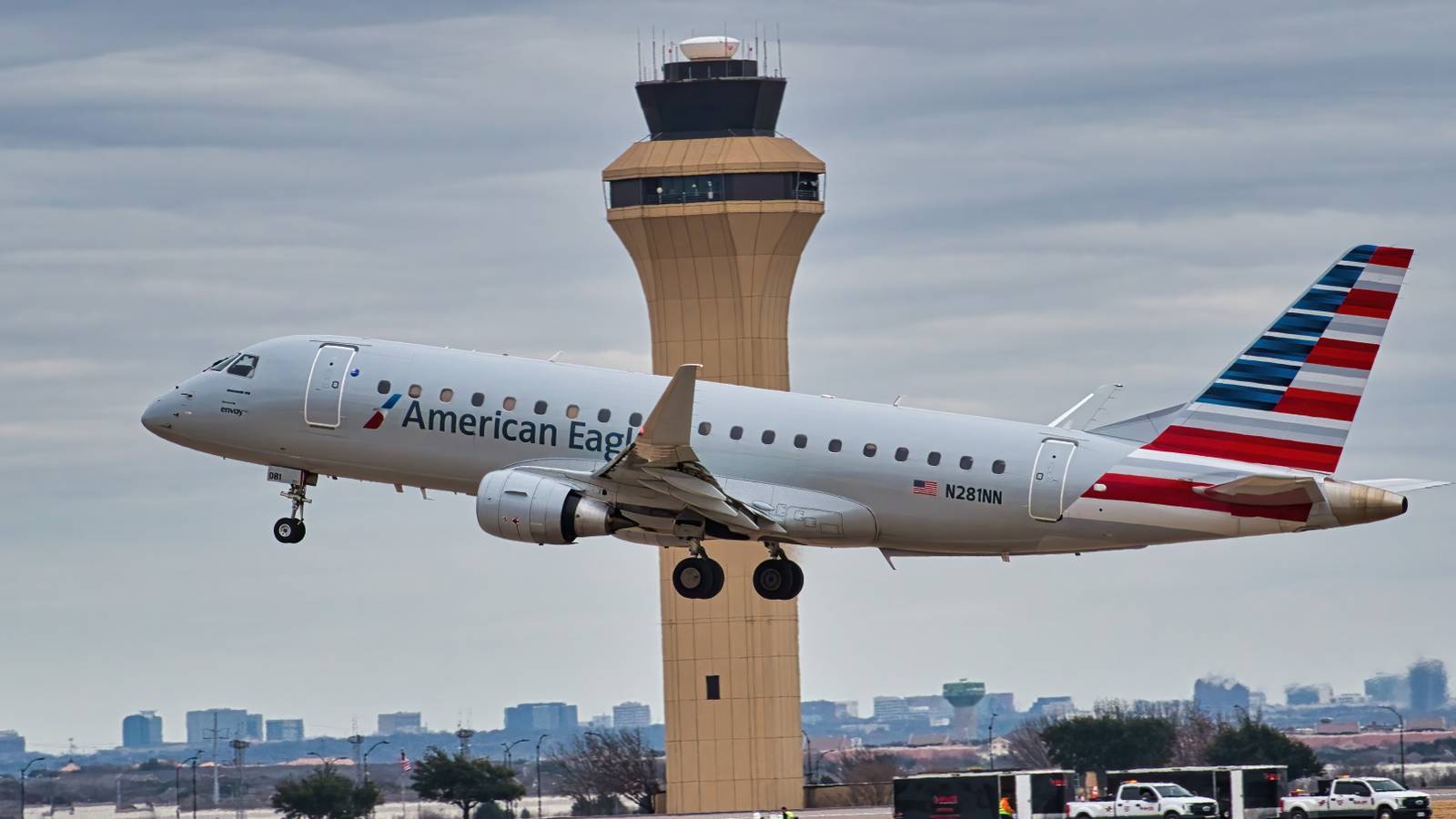 Embraer’s E175 Flew For The First Time 20 Years Ago