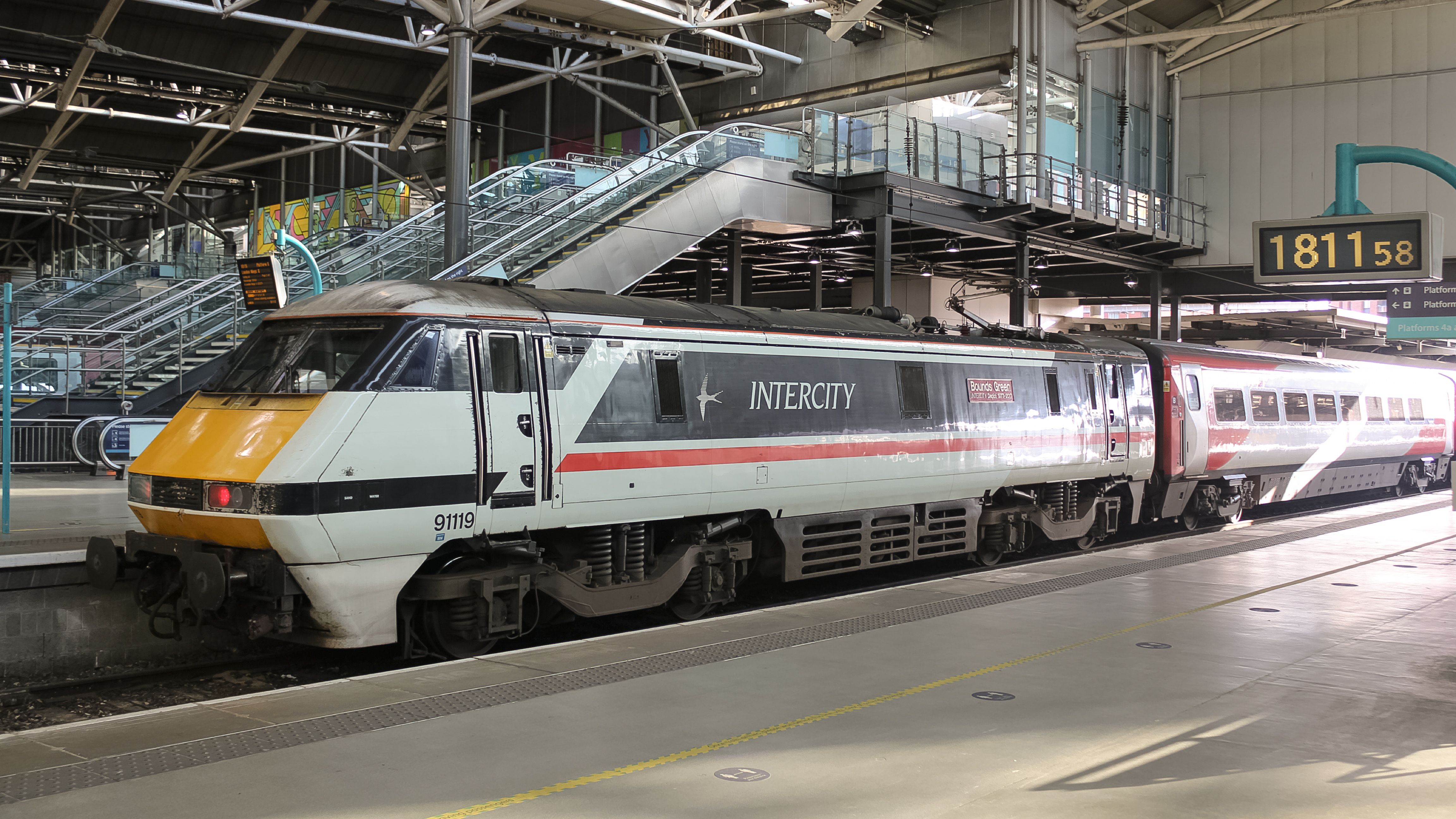 Two Worlds Collide: When Pilots Try Their Hand At Driving Trains
