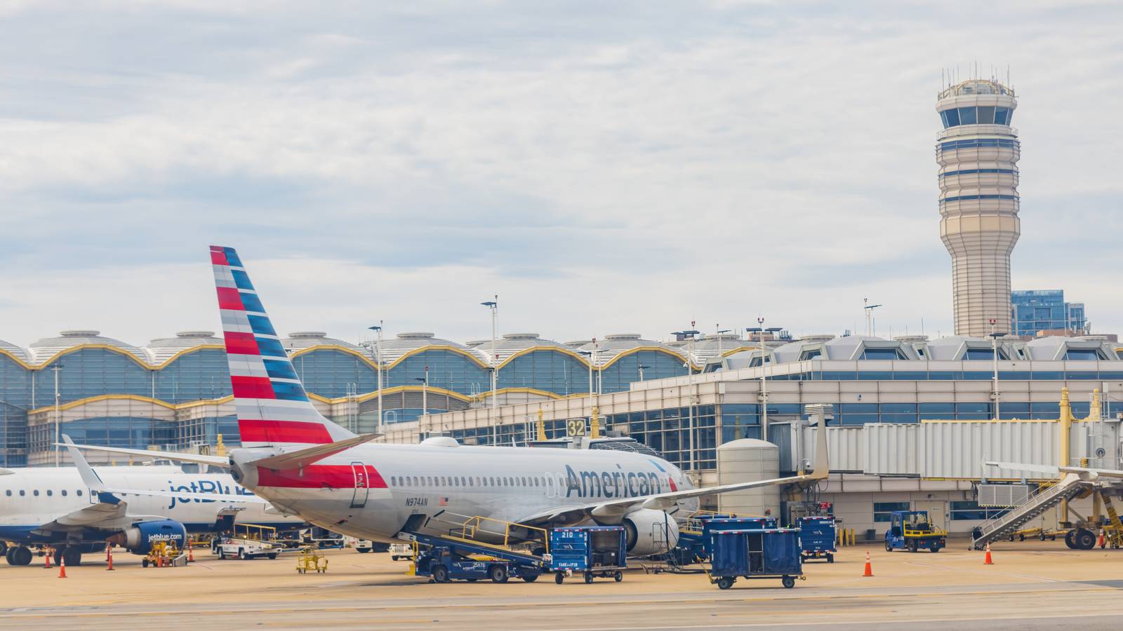 Which US Airports Receive The Most Online Criticism?