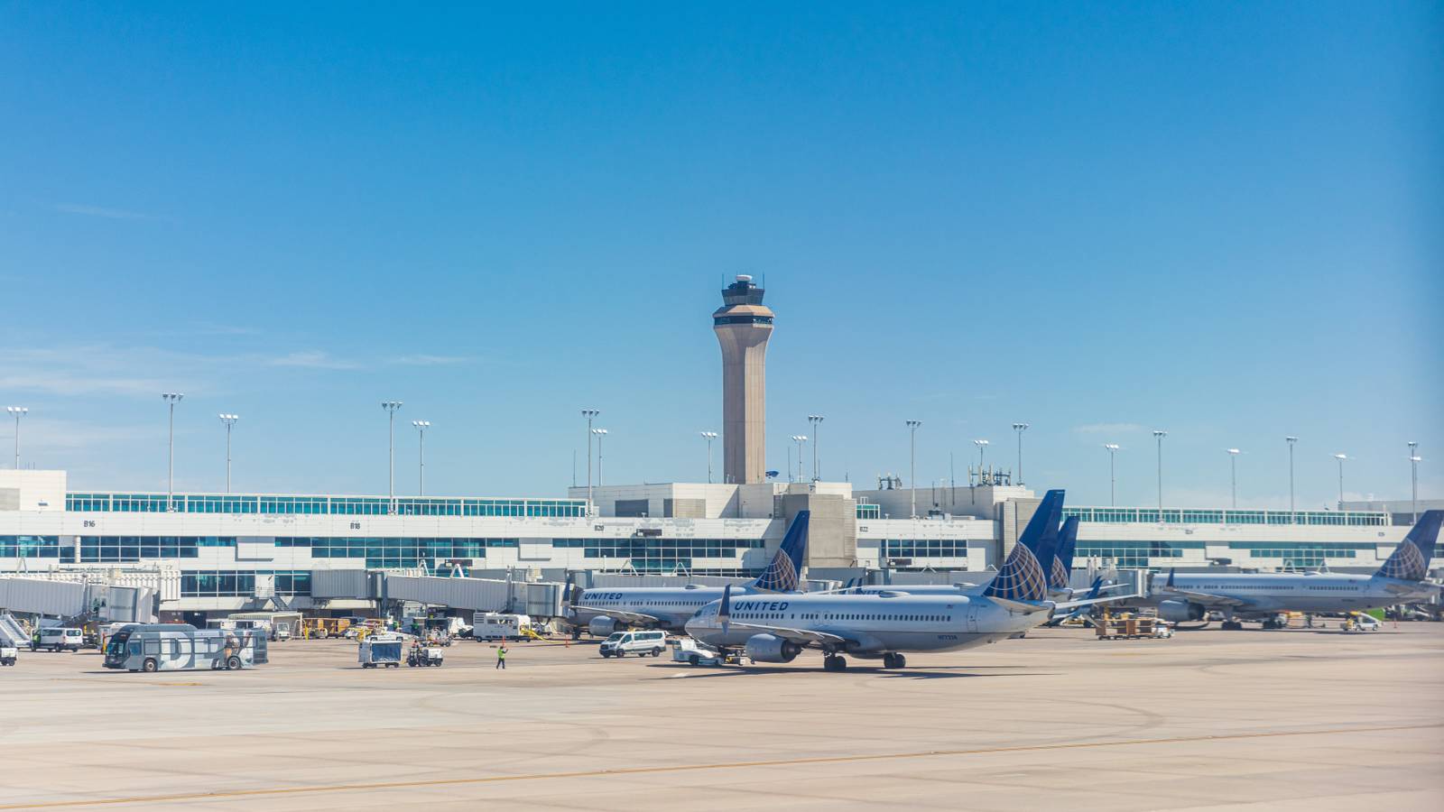 More Flights Canceled Causing Chaos For 4th July Holiday