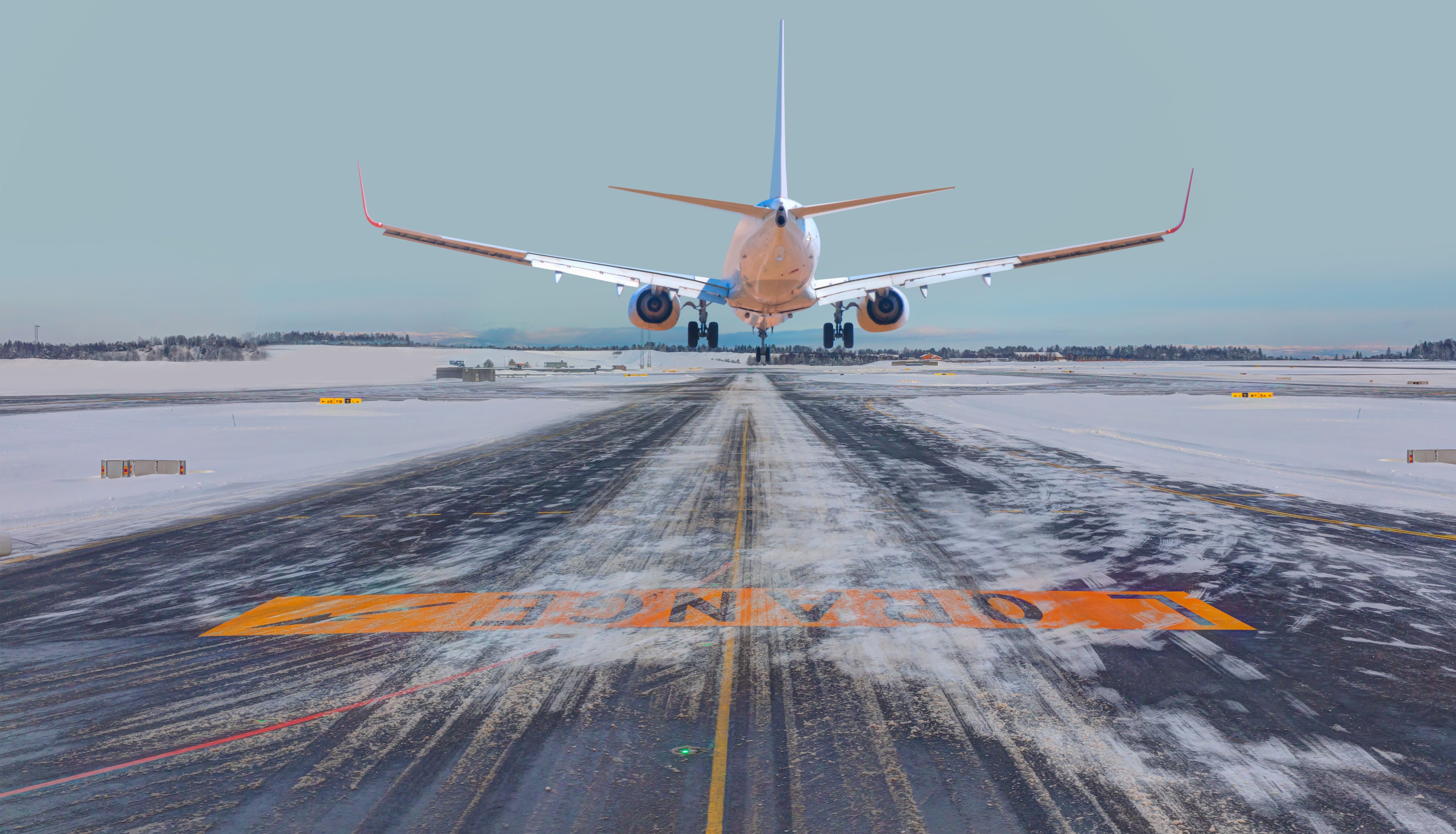 The Different Ways In Which Airports Address The Challenges Posed By Snow