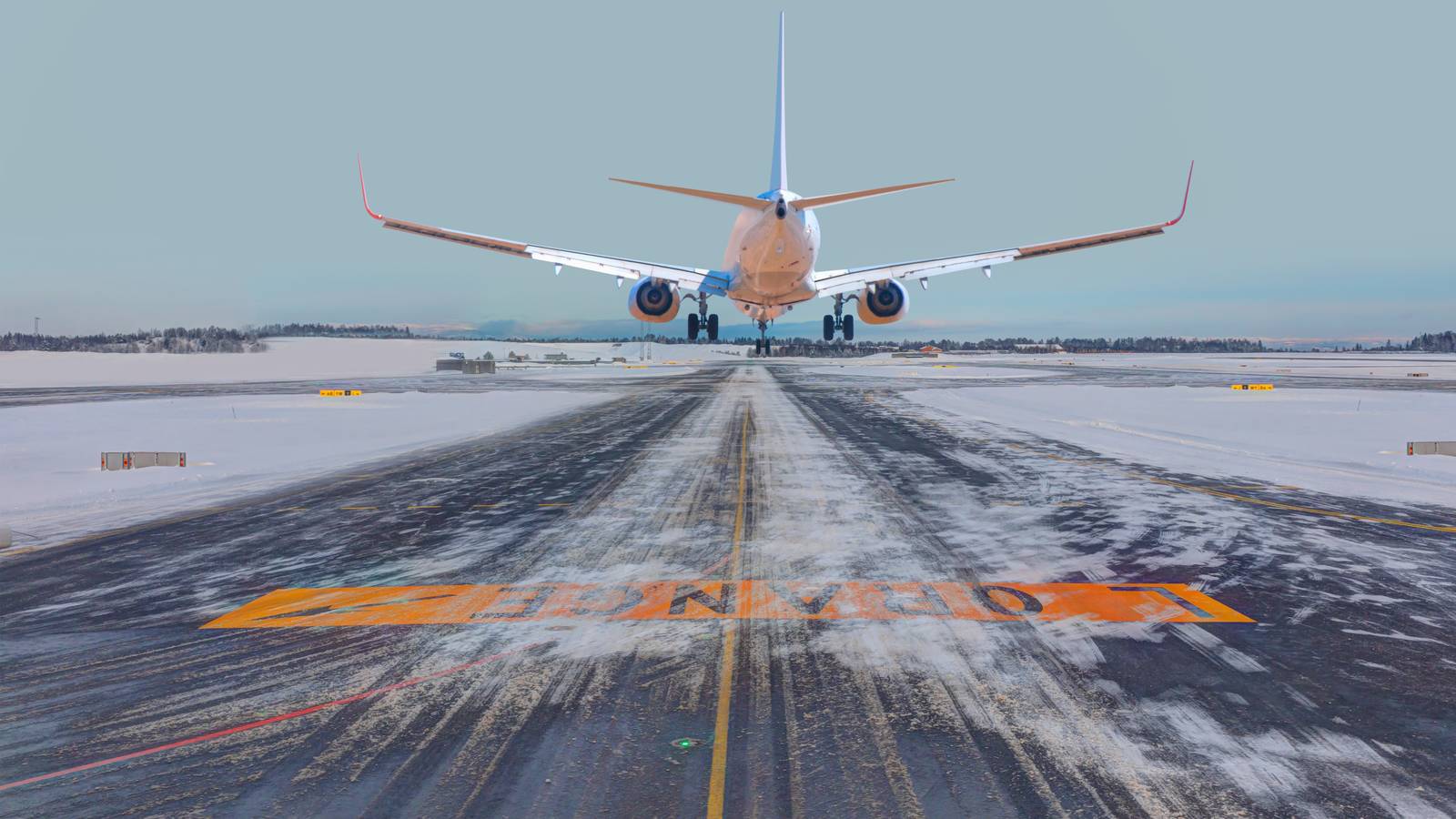 The Different Ways In Which Airports Address The Challenges Posed By Snow