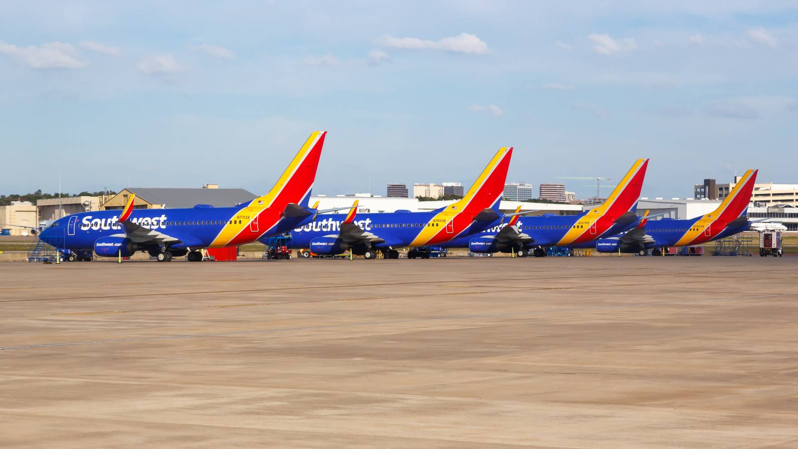 Southwest Airlines Pilots Union Overwhelmingly Votes To Authorize Strike