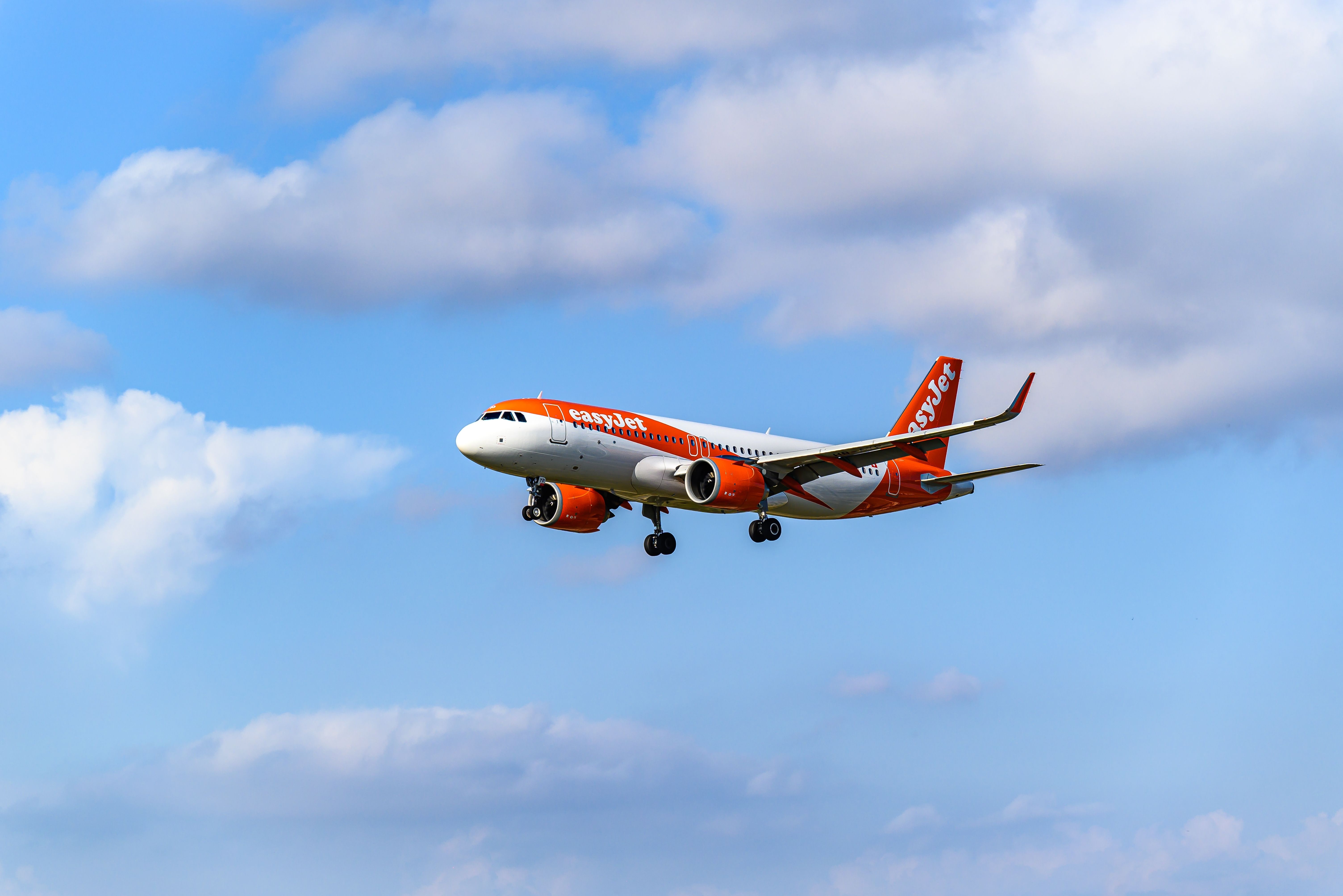 easyJet Begins Selling Winter London Southend-Amsterdam Flights