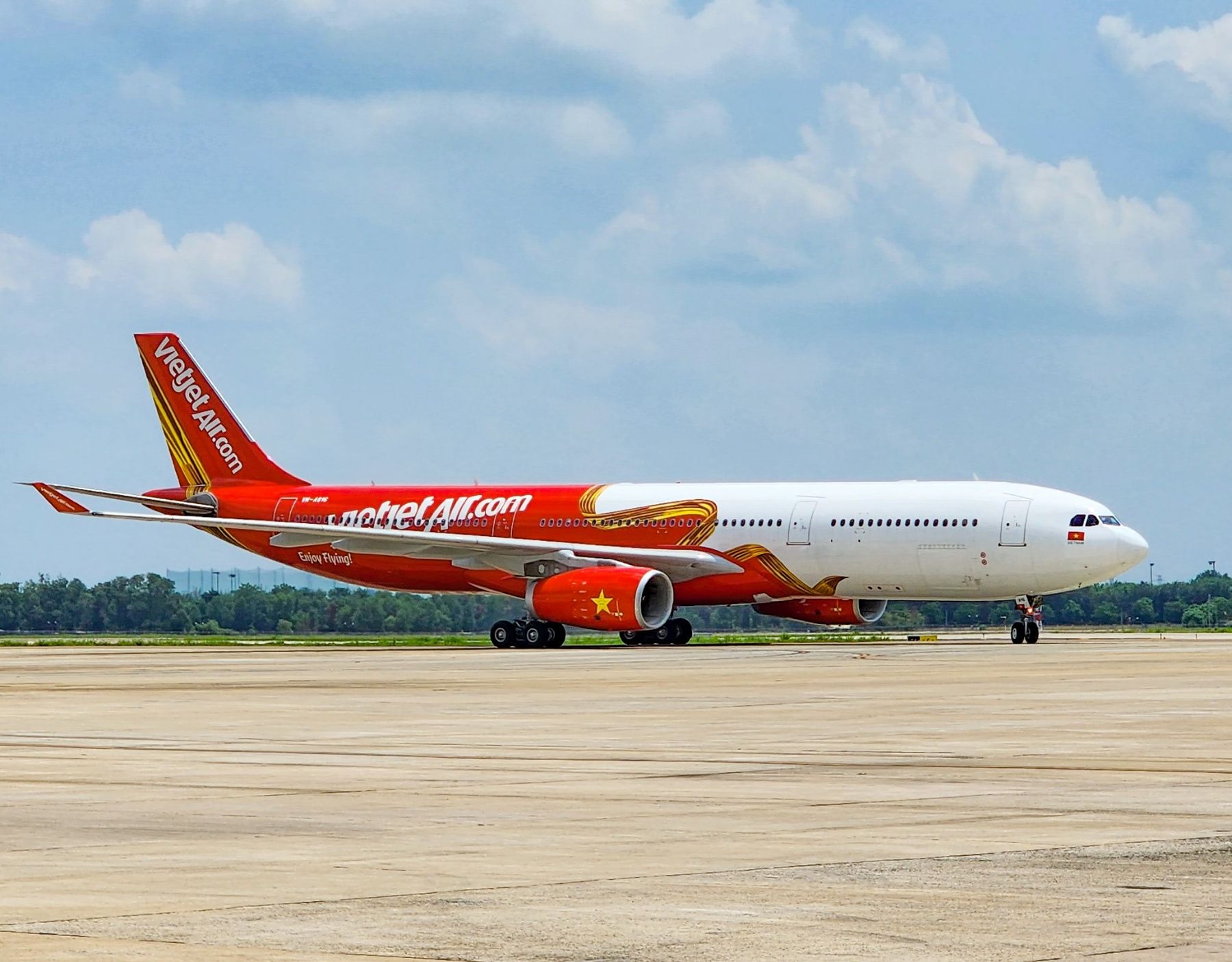 Vietjet Receives Sixth Airbus A330