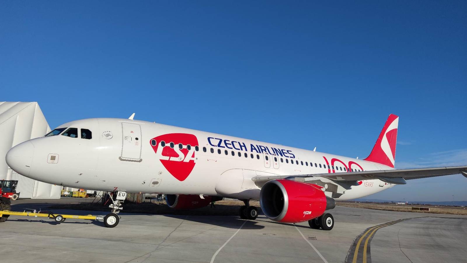 Czech Airlines Will Lease 4 Airbus A220s From Air Lease Corporation