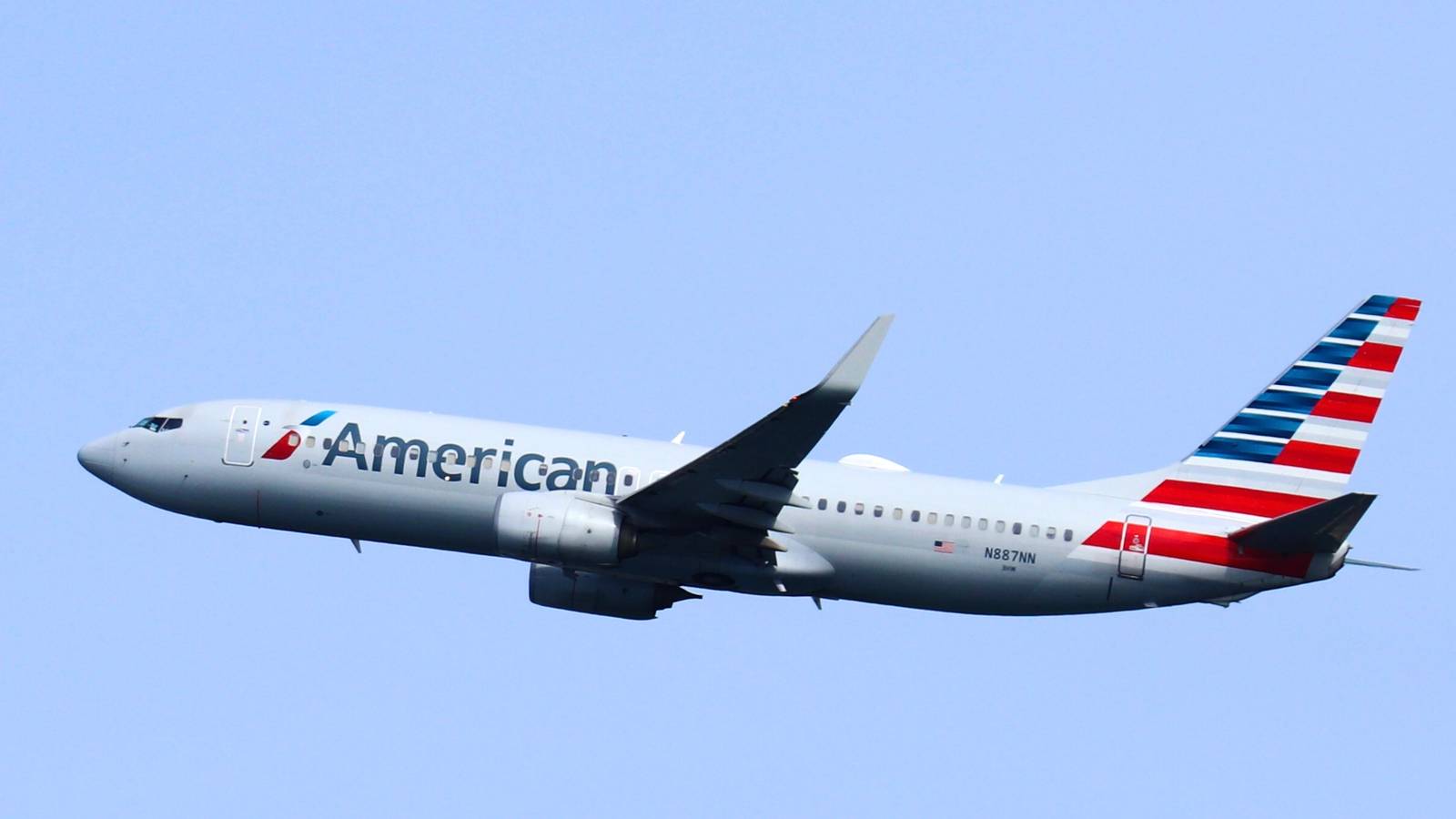 Board Of American Airlines' Pilot Union Rejects Merger With ALPA