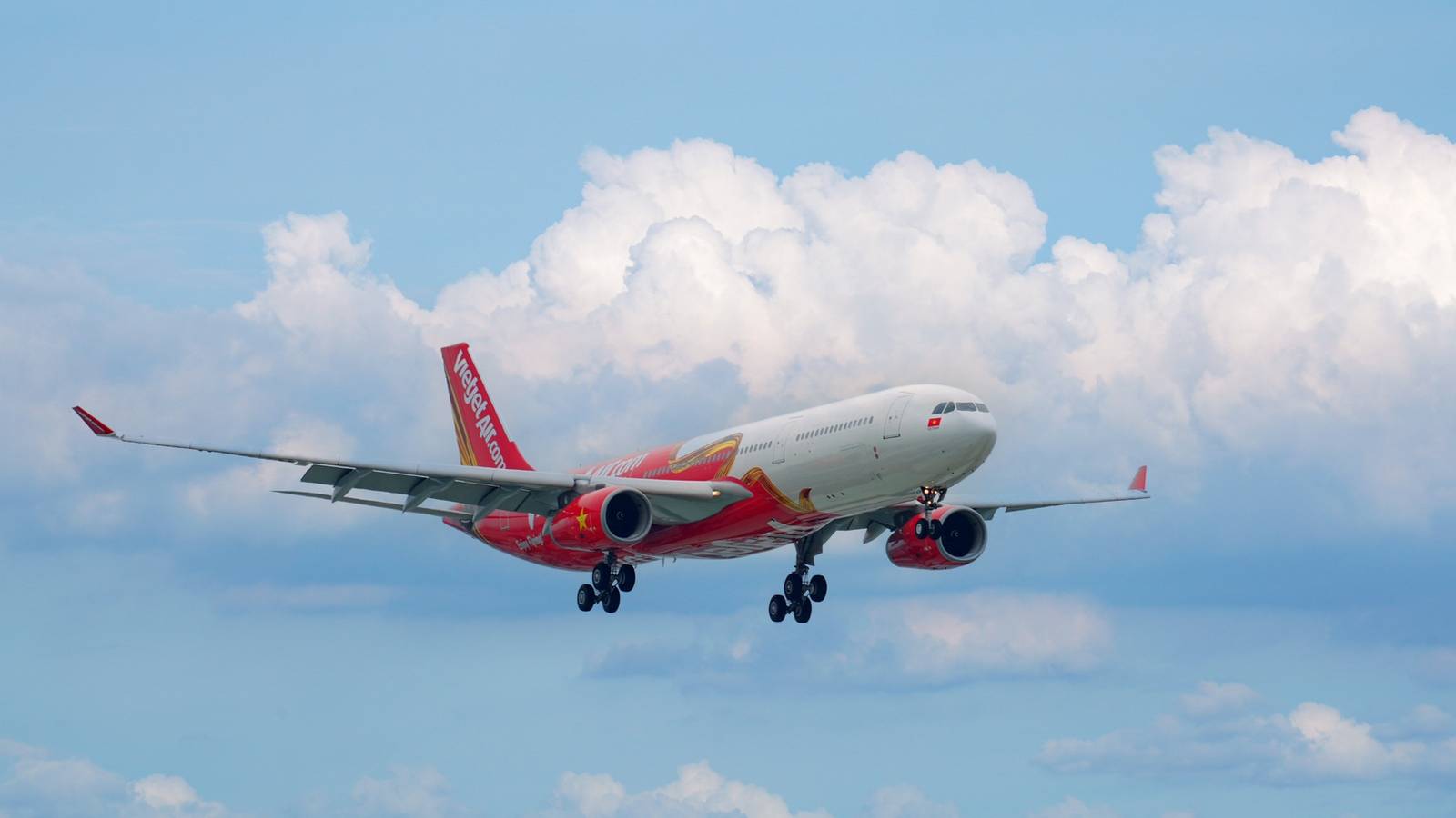 VietJet Celebrates The First Nonstop Flight Between Vietnam And Queensland