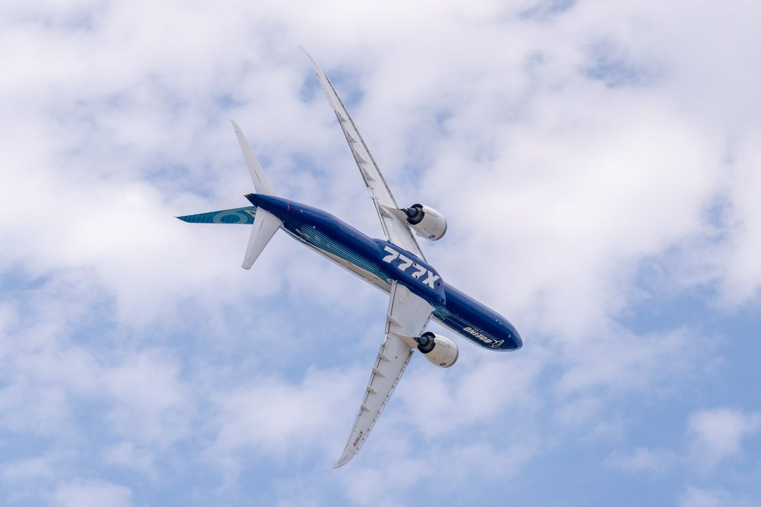 Why Aircraft Performing At The Paris Air Show Don't Transmit Altitude Data
