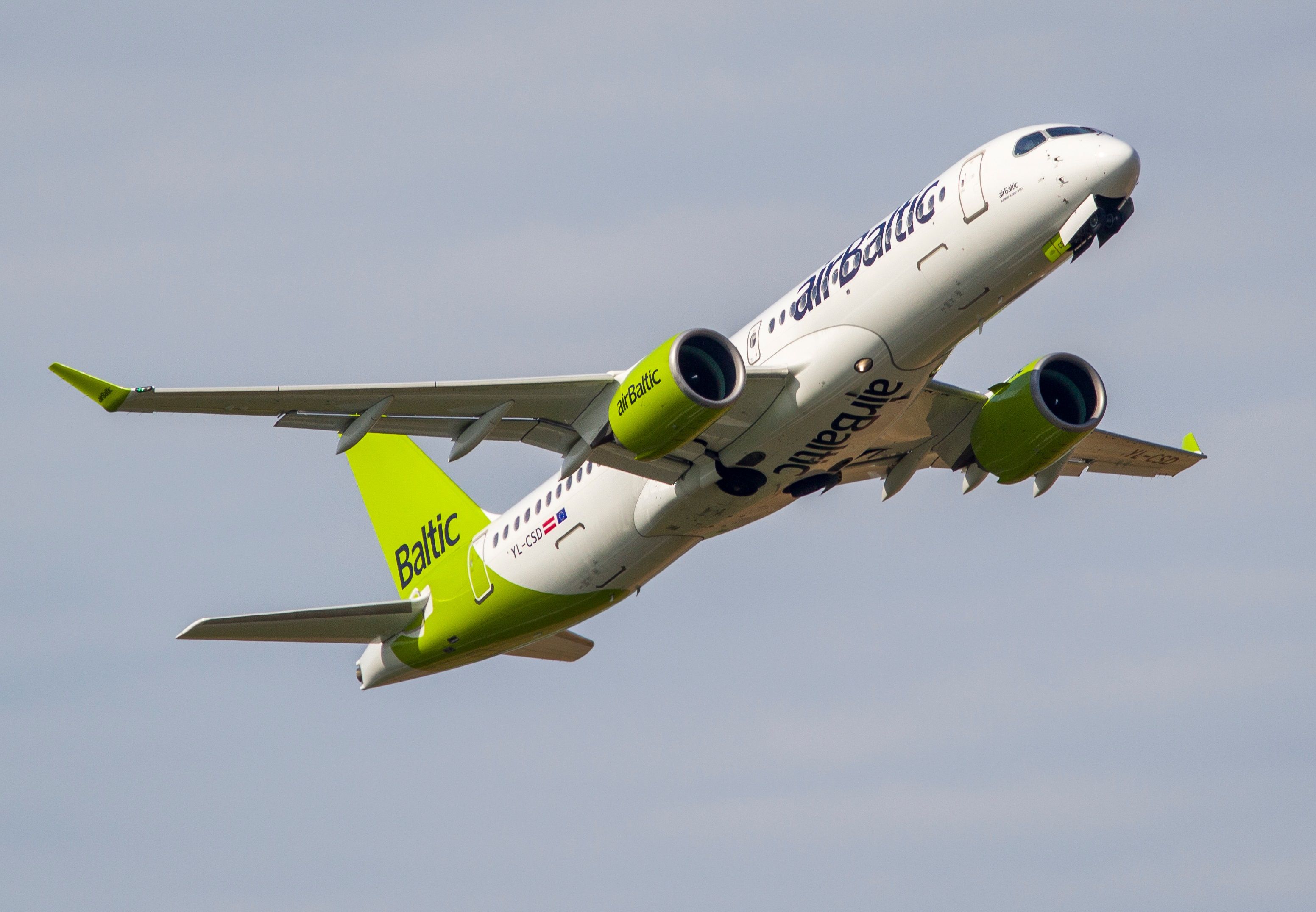 6+ Hours On An Airbus A220: Inside airBaltic's Gran Canaria Plans