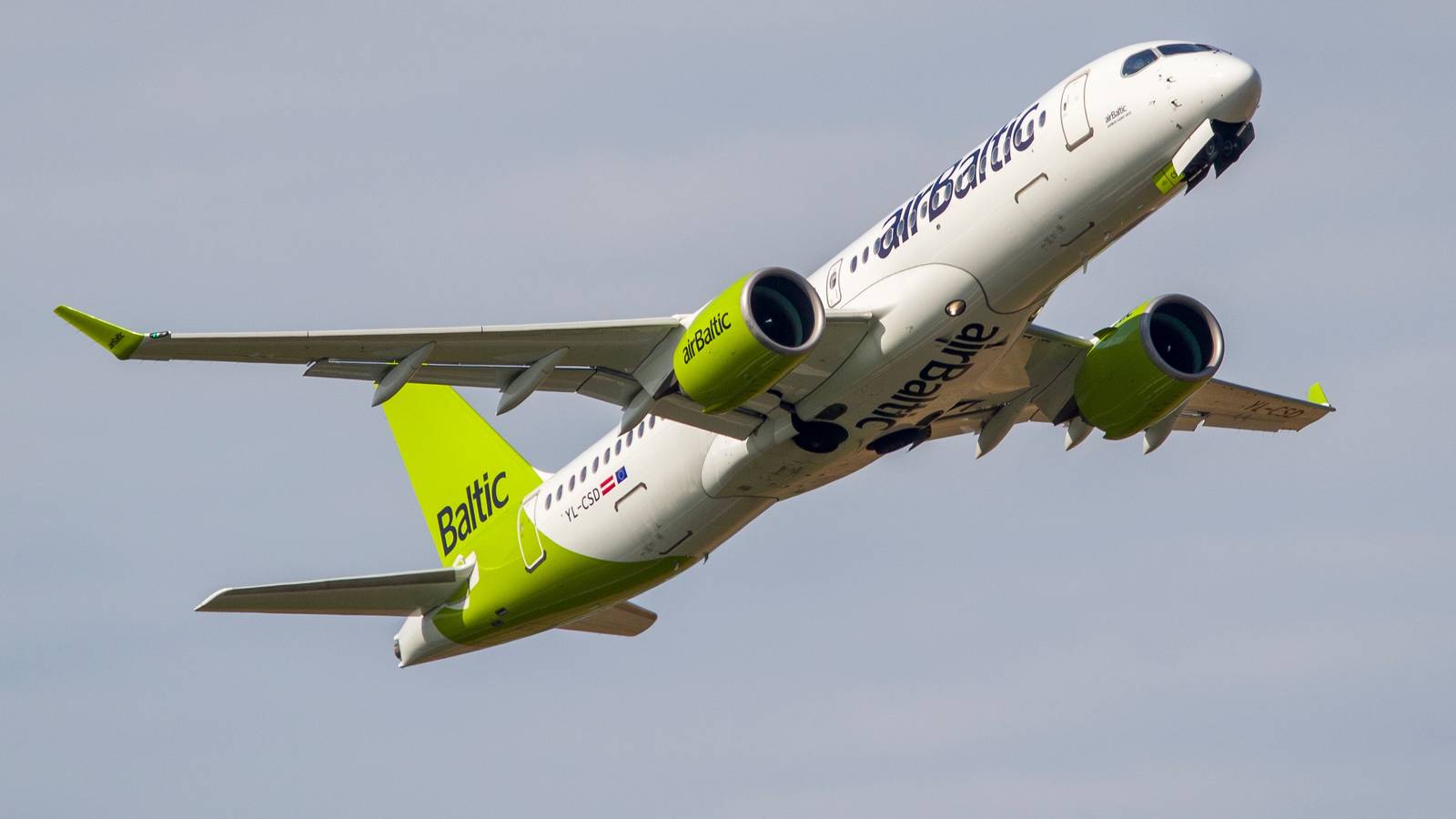 6+ Hours On An Airbus A220: Inside airBaltic's Gran Canaria Plans