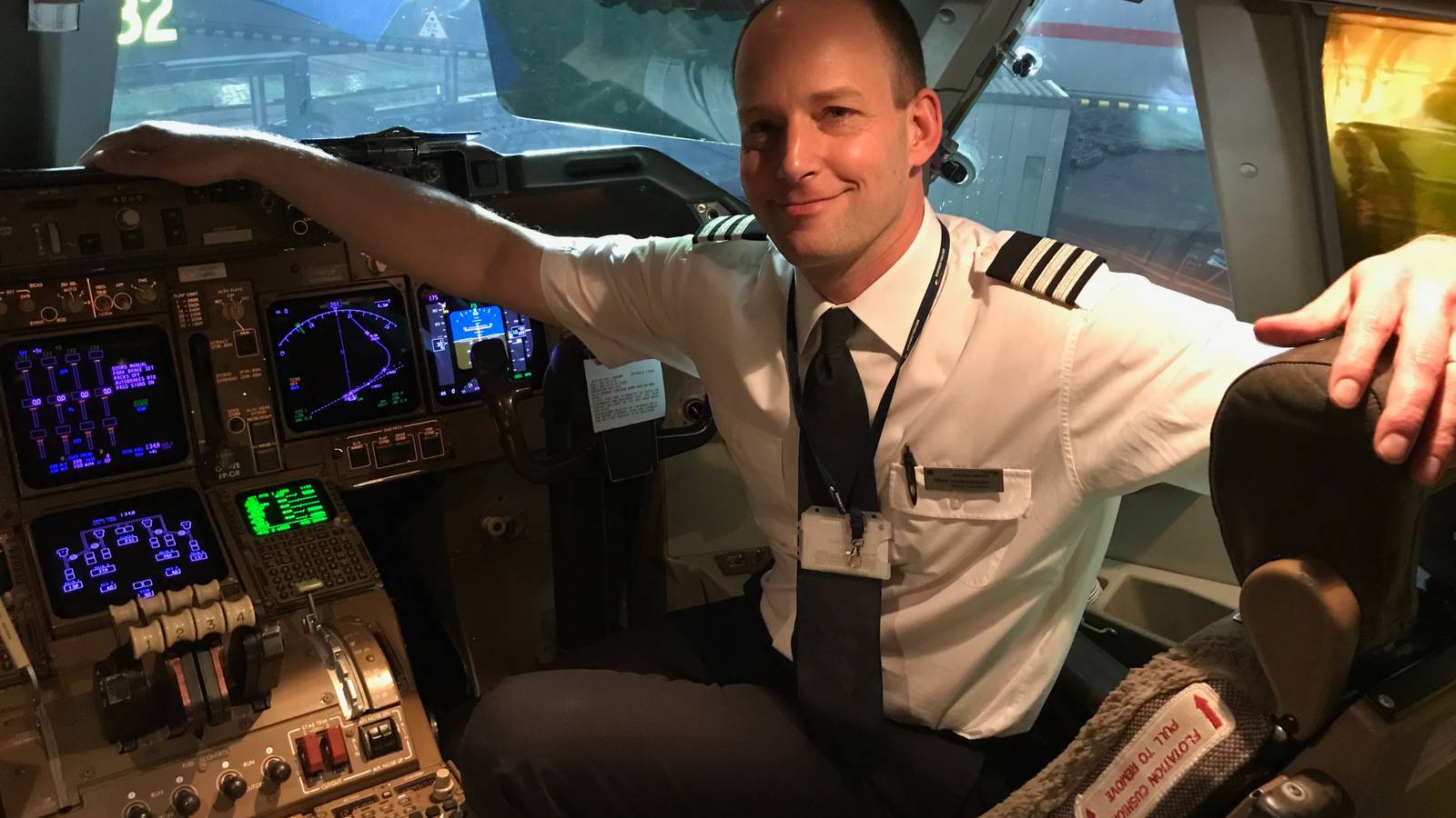 "Imagine a City": Author & Pilot Mark Vanhoenacker On His New Book & A Pilot's Life