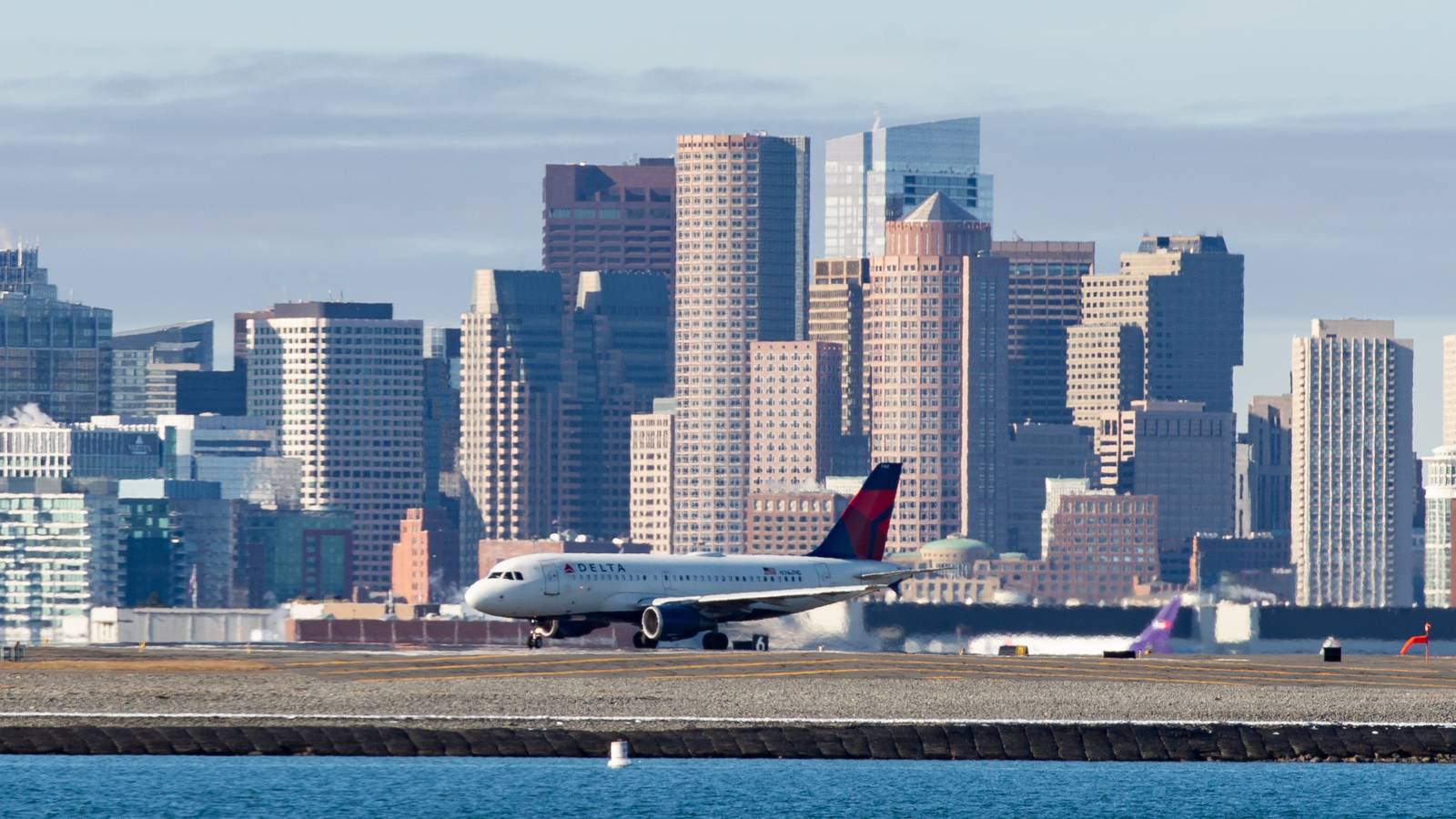 Which Airports Have Missing Terminal Numbers And Why?