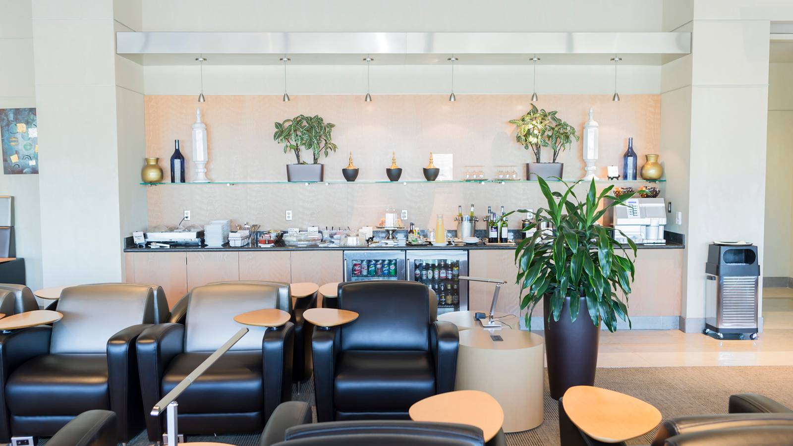 Explained: The Different Ways To Access Airport Lounges