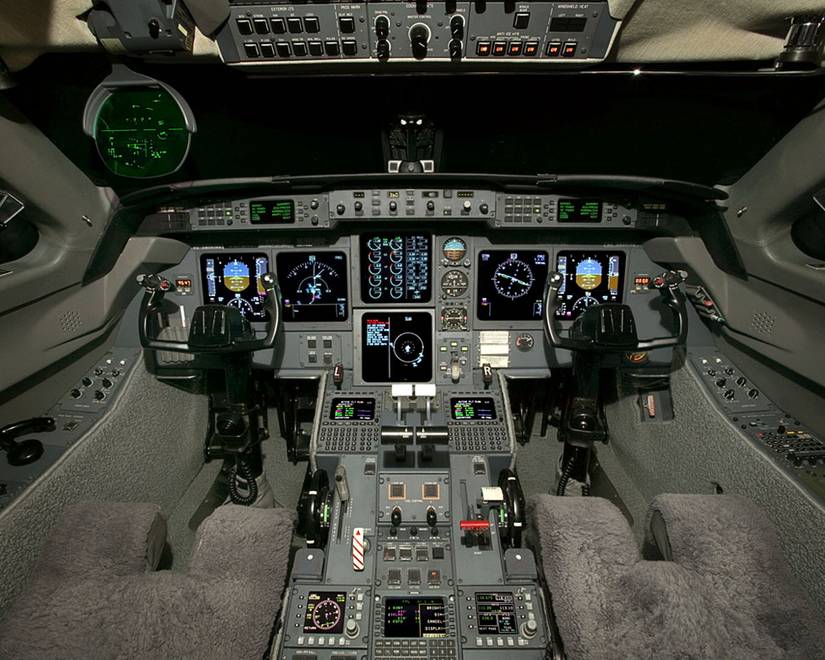 Wow: Take A Look Inside Jim Carrey's Luxurious Gulfstream V Private Jet