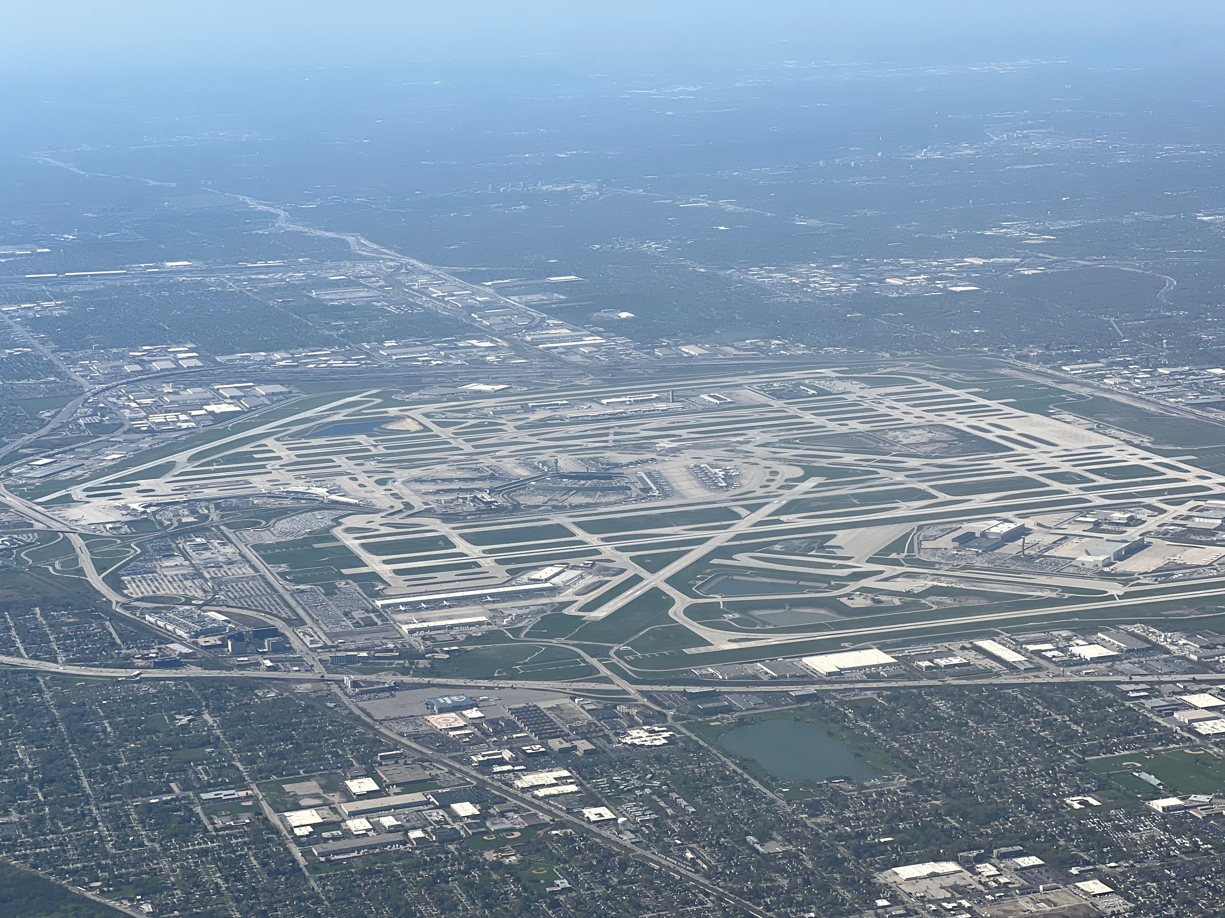 Behind The Scenes At Chicago O'Hare: America's 4th Busiest Airport