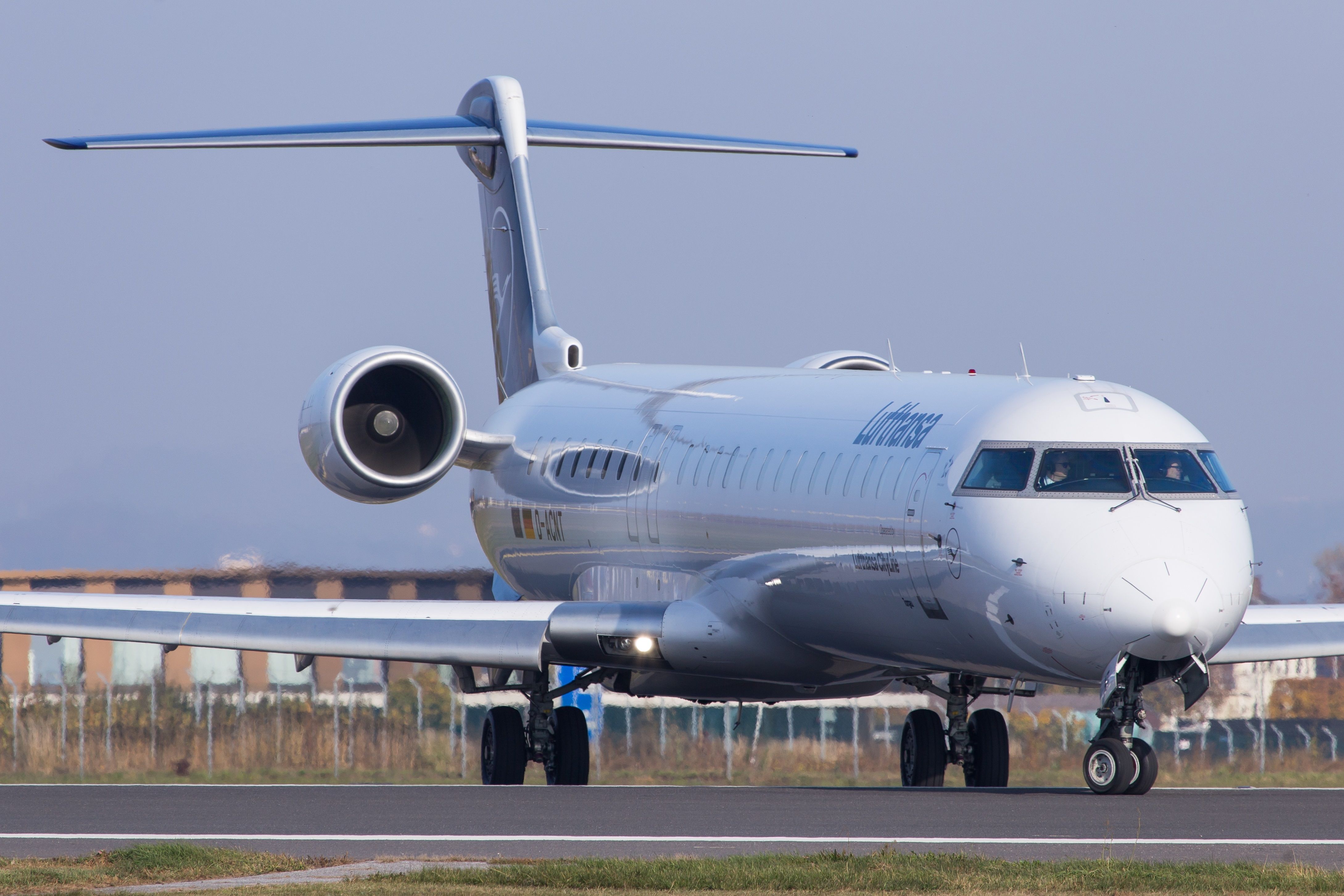 Ouch: There Are 29% Fewer Regional Jet Flights This July Than In 2019