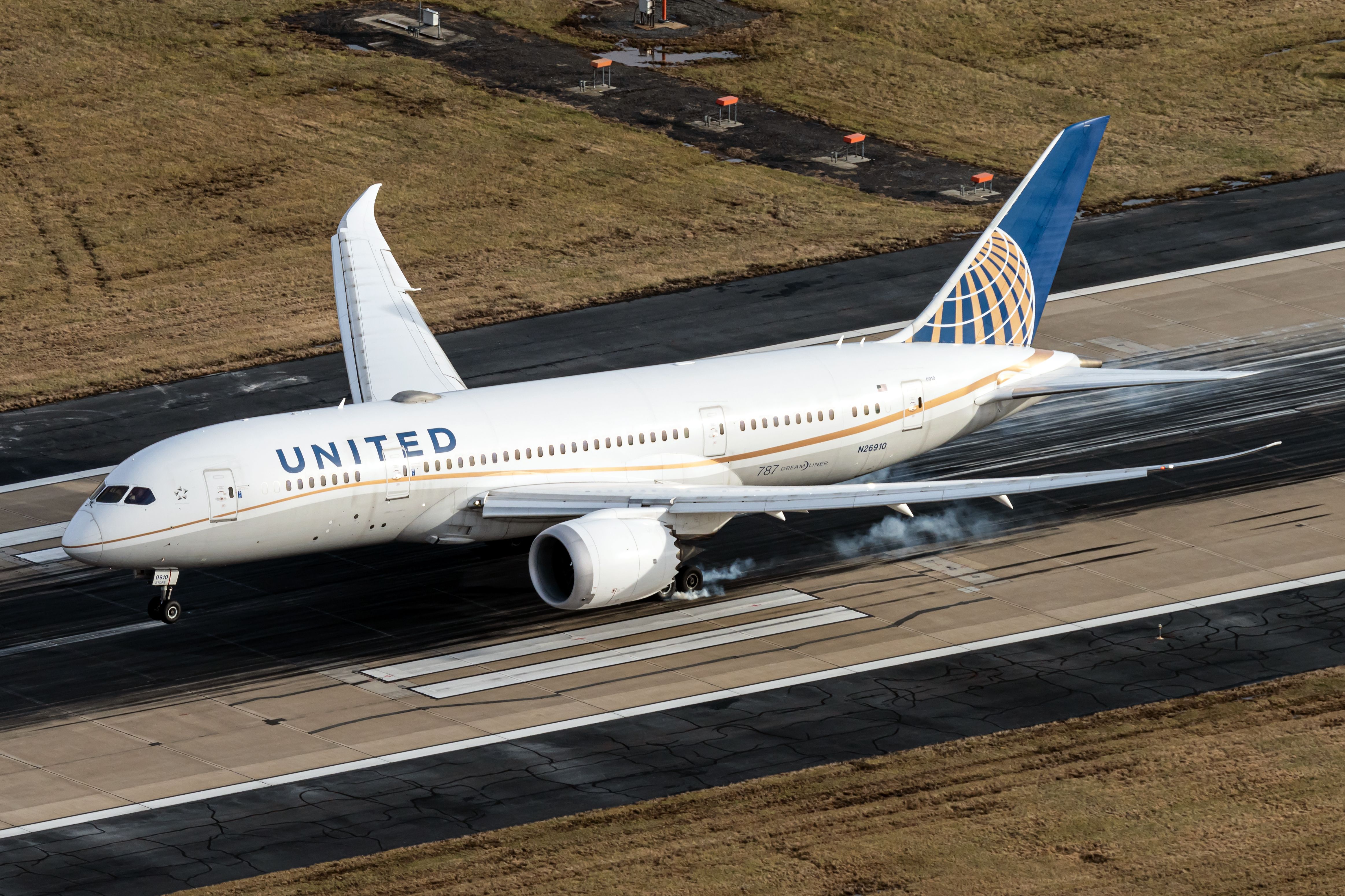 United Airlines Expecting Five Million Passengers Around July 4th