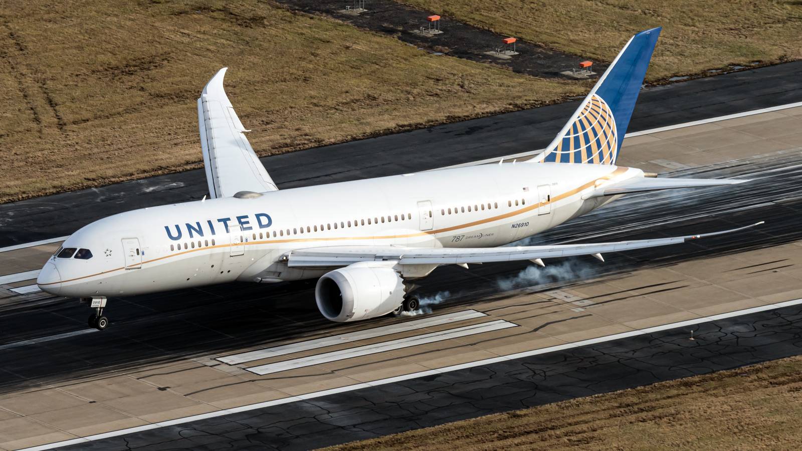 United Airlines Expecting Five Million Passengers Around July 4th