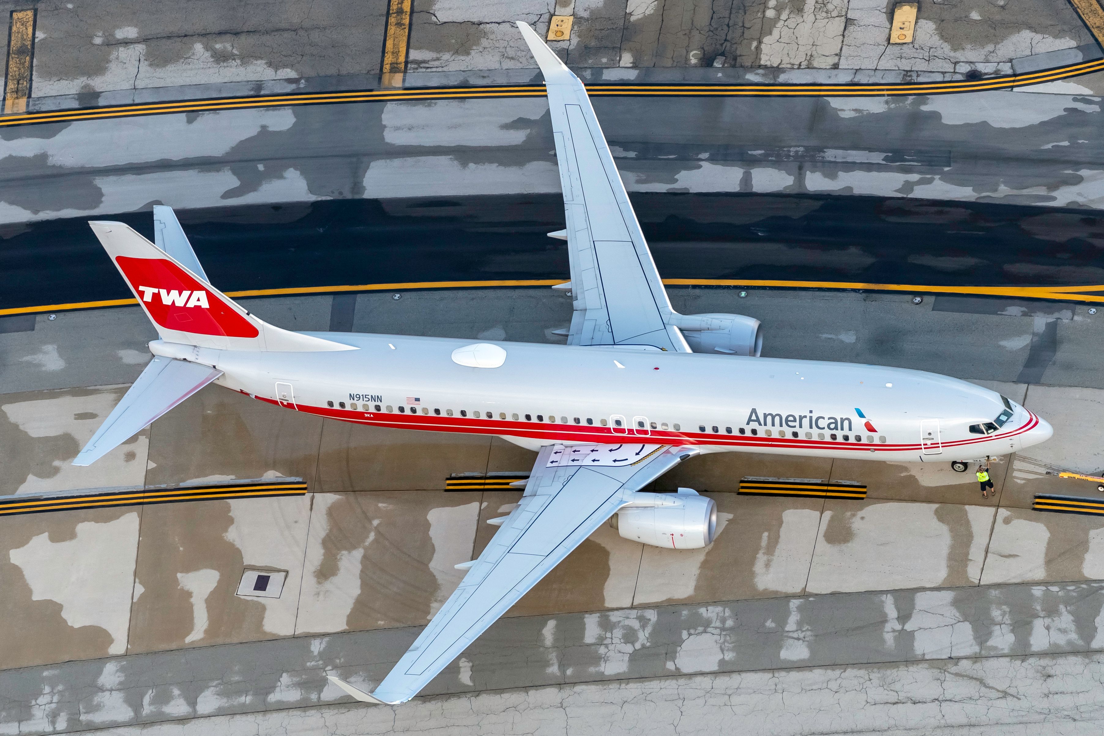 The FAA Wants New Airliners To Have 2 Cockpit Barriers